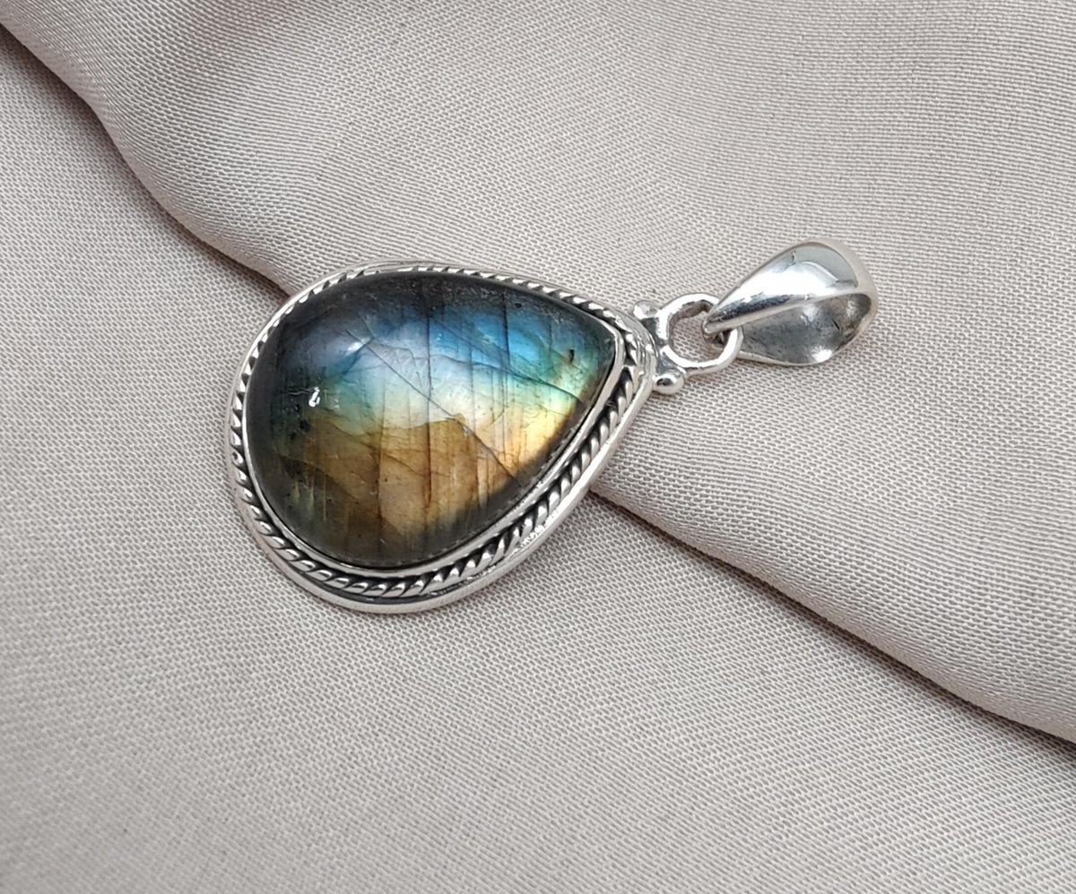 Handmade Labradorite Teardrop Pendant: 925 Sterling Silver Gemstone Necklace