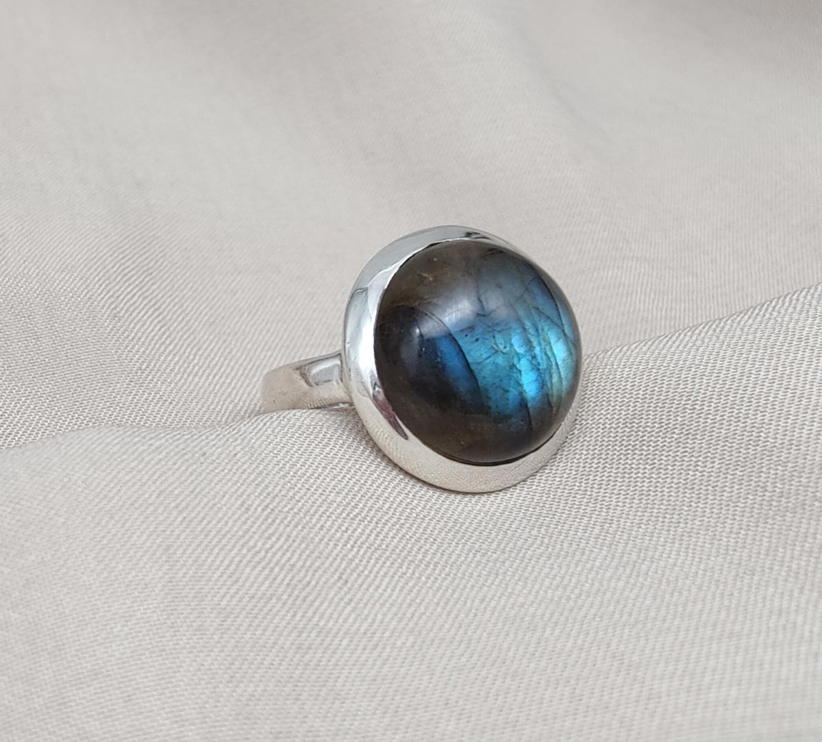 Blue Flash Labradorite Ring: 925 Sterling Silver Boho Jewelry
