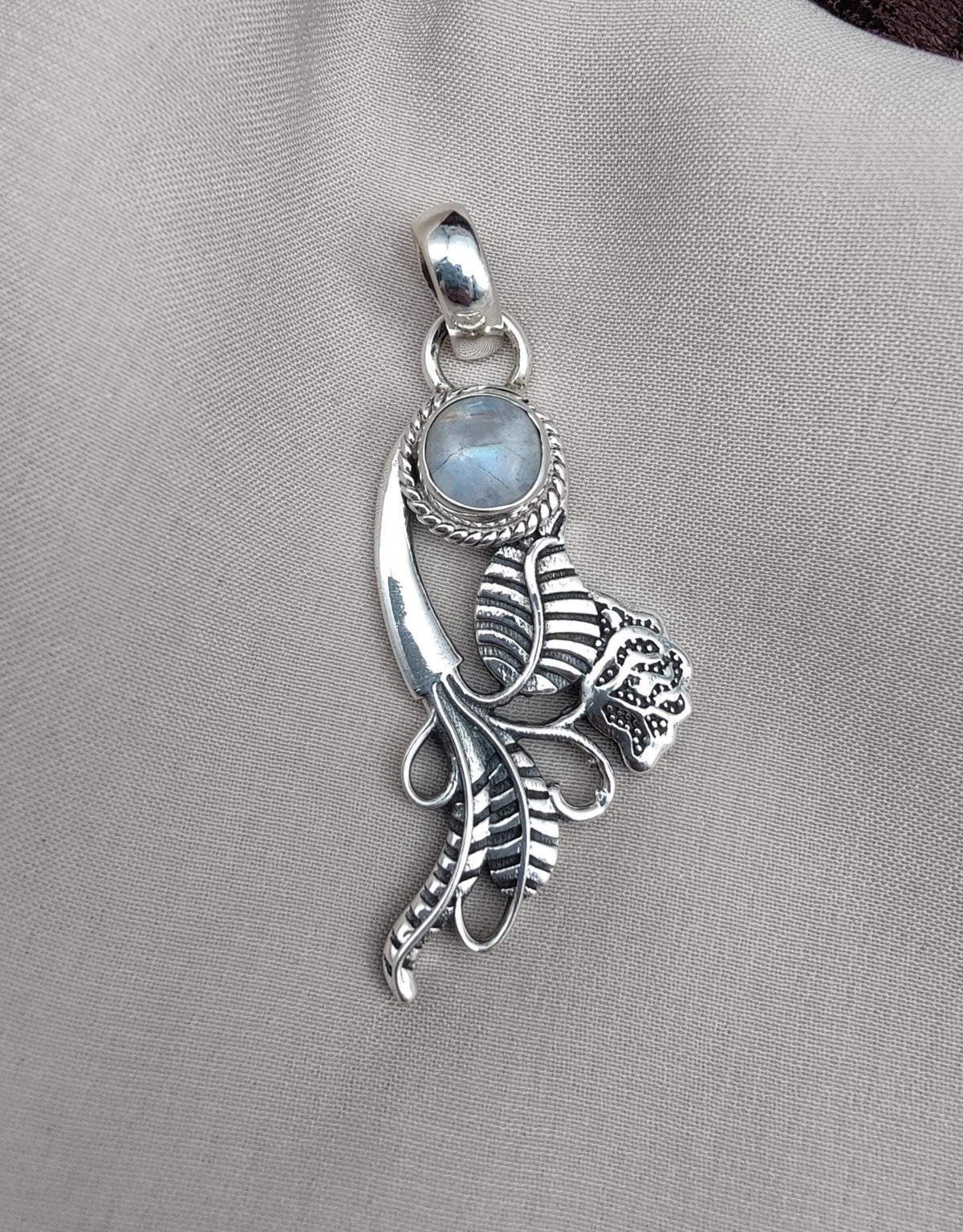 Rainbow Moonstone Silver Pendant: Artisan Floral Leaf Design, Boho Charm