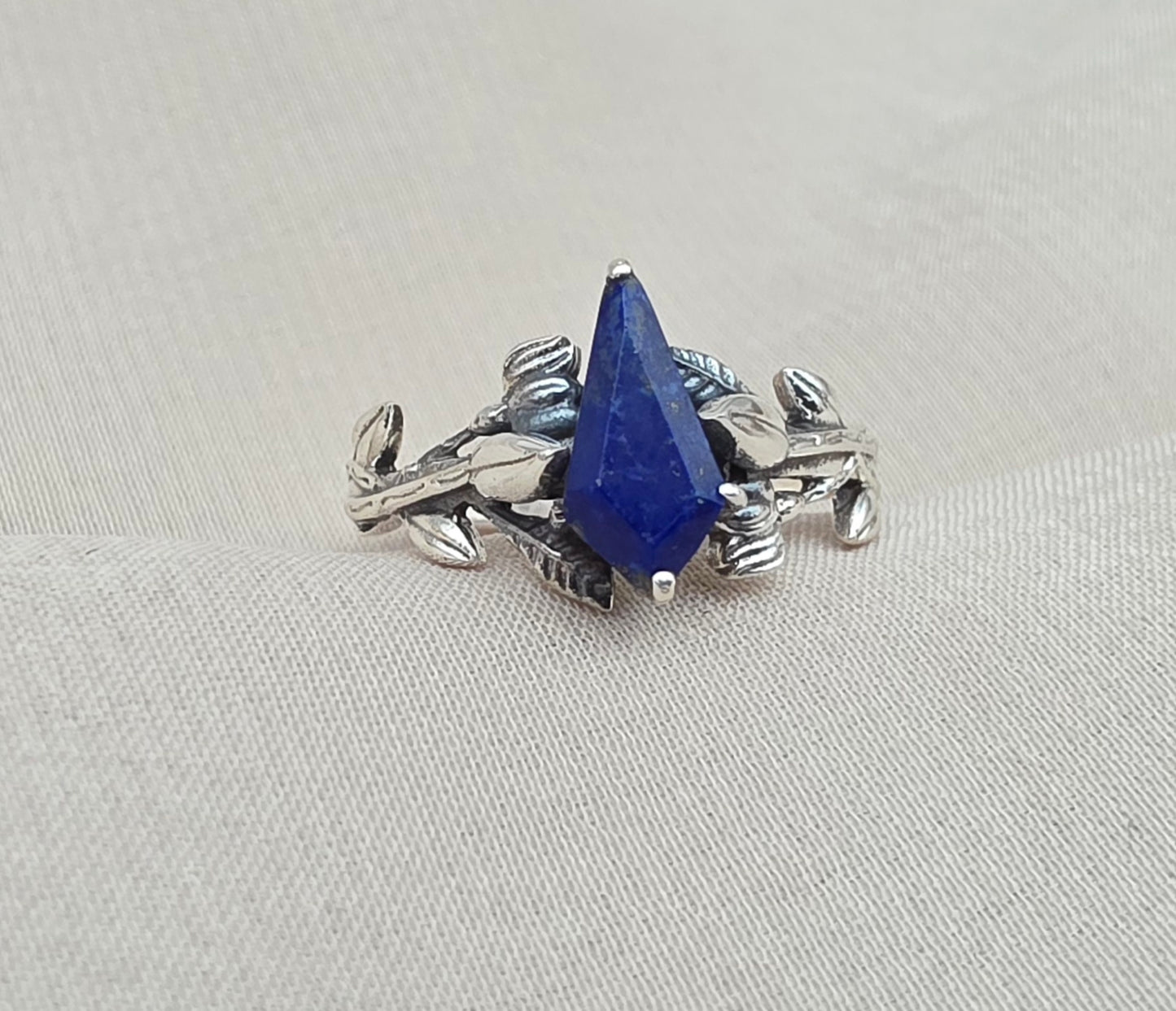925 SOLID STERLING SILVER NATURAL LAPIS LAZULI GEMSTONE HANDMADE RING, LEAF DEGISN BRIDAL RING ALL SIZES AVAILABLE