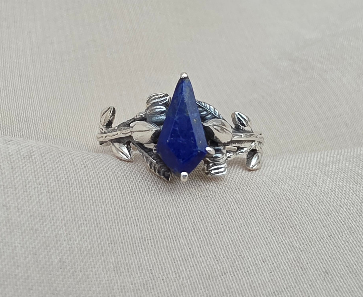 925 SOLID STERLING SILVER NATURAL LAPIS LAZULI GEMSTONE HANDMADE RING, LEAF DEGISN BRIDAL RING ALL SIZES AVAILABLE