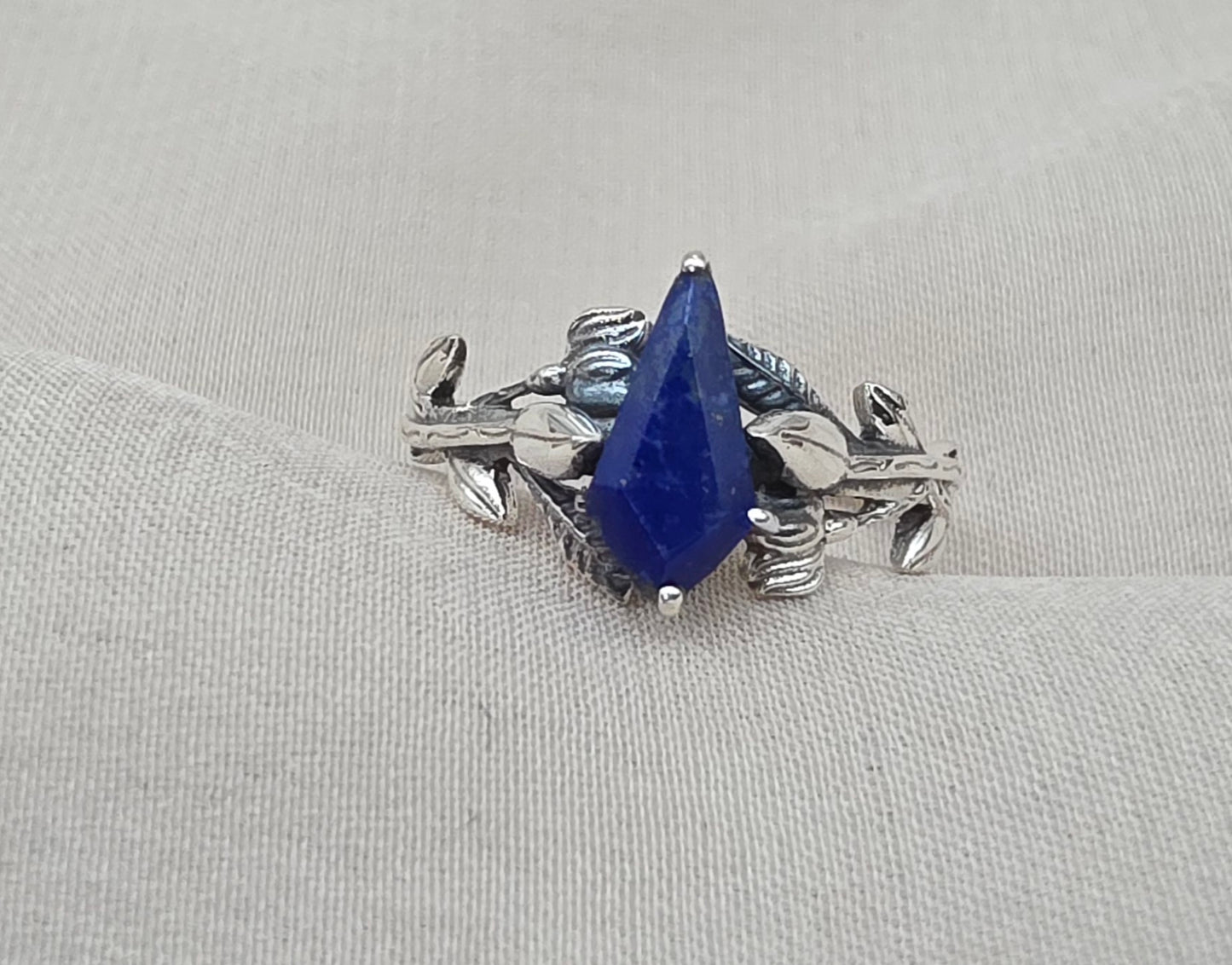 925 SOLID STERLING SILVER NATURAL LAPIS LAZULI GEMSTONE HANDMADE RING, LEAF DEGISN BRIDAL RING ALL SIZES AVAILABLE