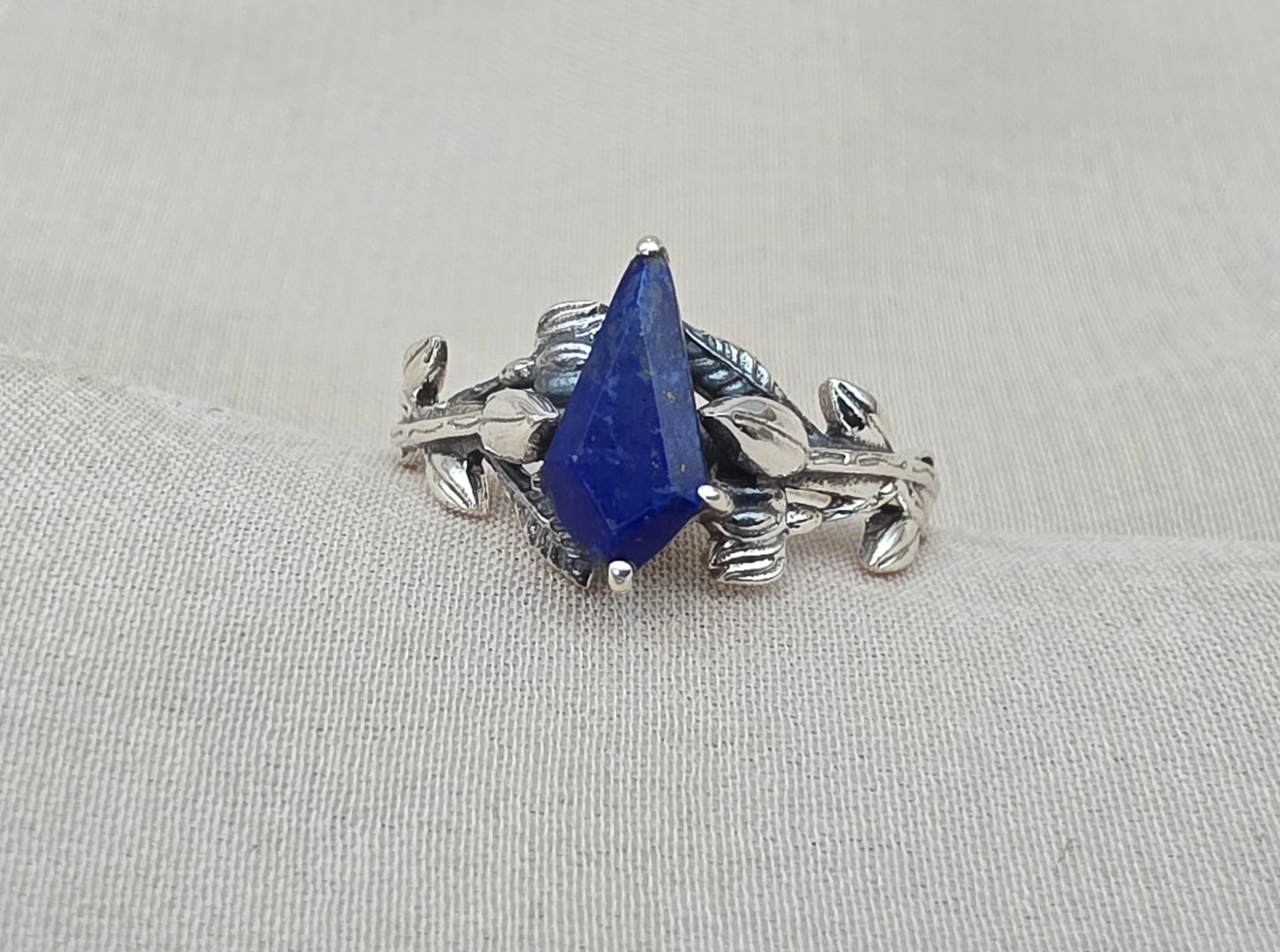 925 SOLID STERLING SILVER NATURAL LAPIS LAZULI GEMSTONE HANDMADE RING, LEAF DEGISN BRIDAL RING ALL SIZES AVAILABLE
