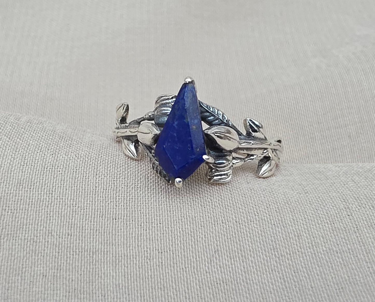 925 SOLID STERLING SILVER NATURAL LAPIS LAZULI GEMSTONE HANDMADE RING, LEAF DEGISN BRIDAL RING ALL SIZES AVAILABLE