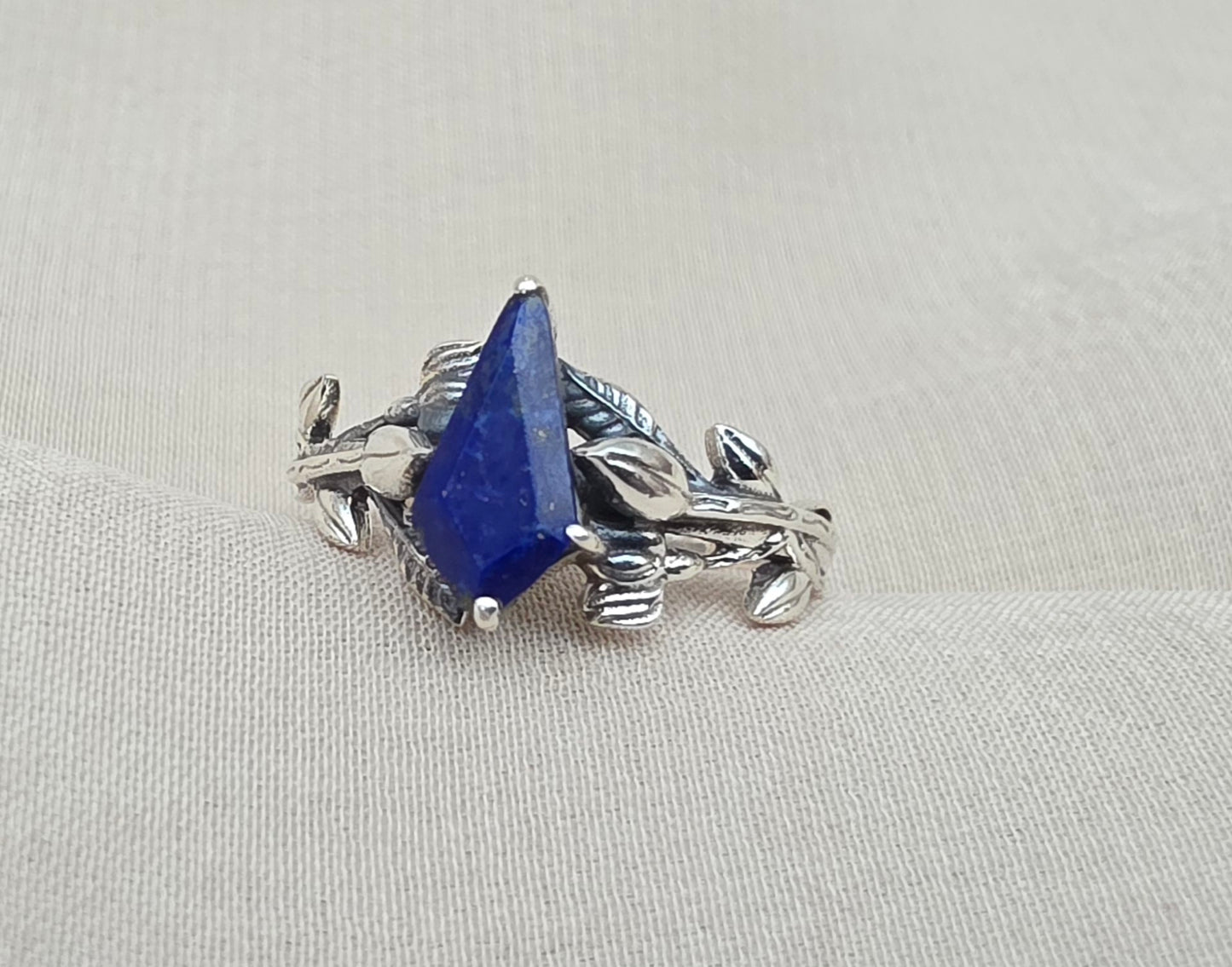 925 SOLID STERLING SILVER NATURAL LAPIS LAZULI GEMSTONE HANDMADE RING, LEAF DEGISN BRIDAL RING ALL SIZES AVAILABLE