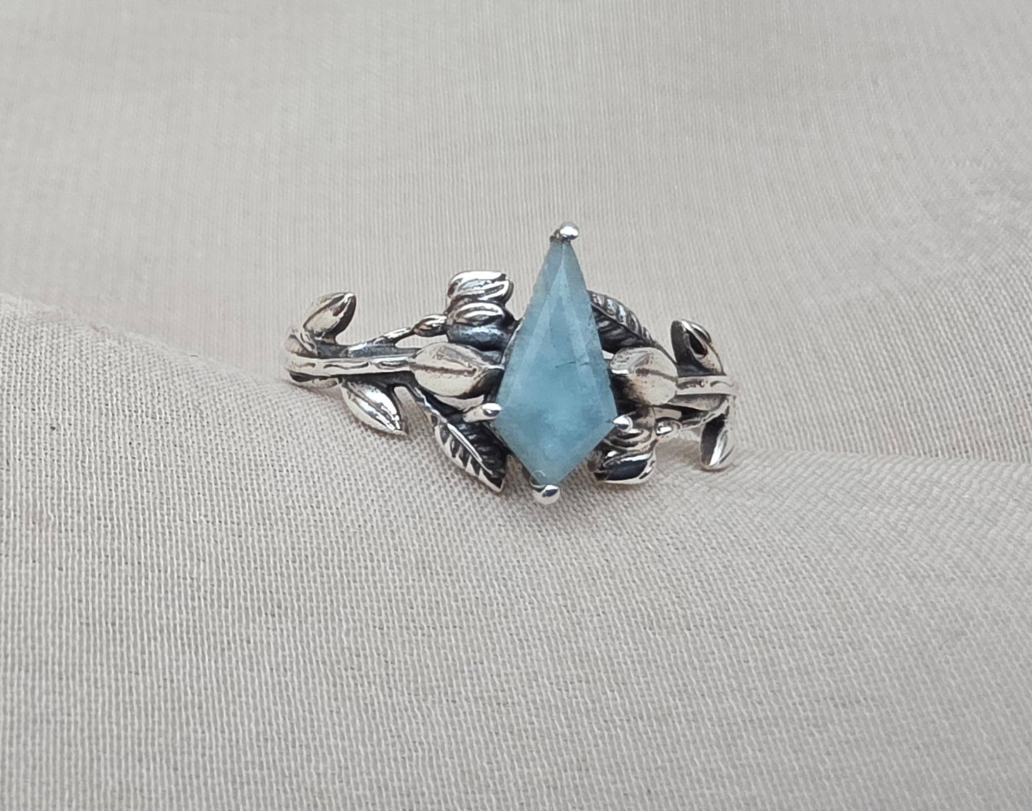 925 SOLID STERLING SILVER NATURAL AQUAMARINE GEMSTONE HANDMADE RING, LEAF DEGISN BRIDAL RING ALL SIZES AVAILABLE