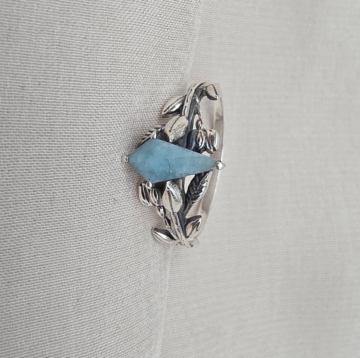 925 SOLID STERLING SILVER NATURAL AQUAMARINE GEMSTONE HANDMADE RING, LEAF DEGISN BRIDAL RING ALL SIZES AVAILABLE