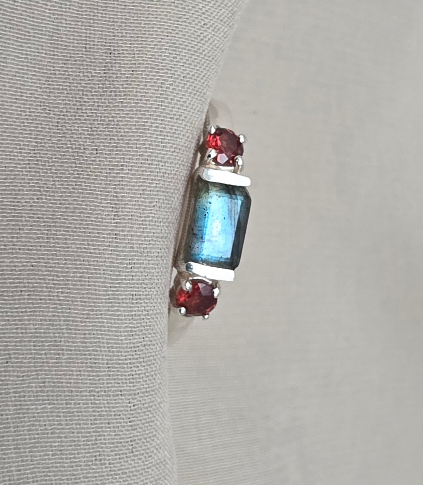 925 SOLID STERLING SILVER NATURAL LABRADORITE GEMSTONE HANDMADE RING, GARNET WEDDING RING ALL SIZES AVAILABLE