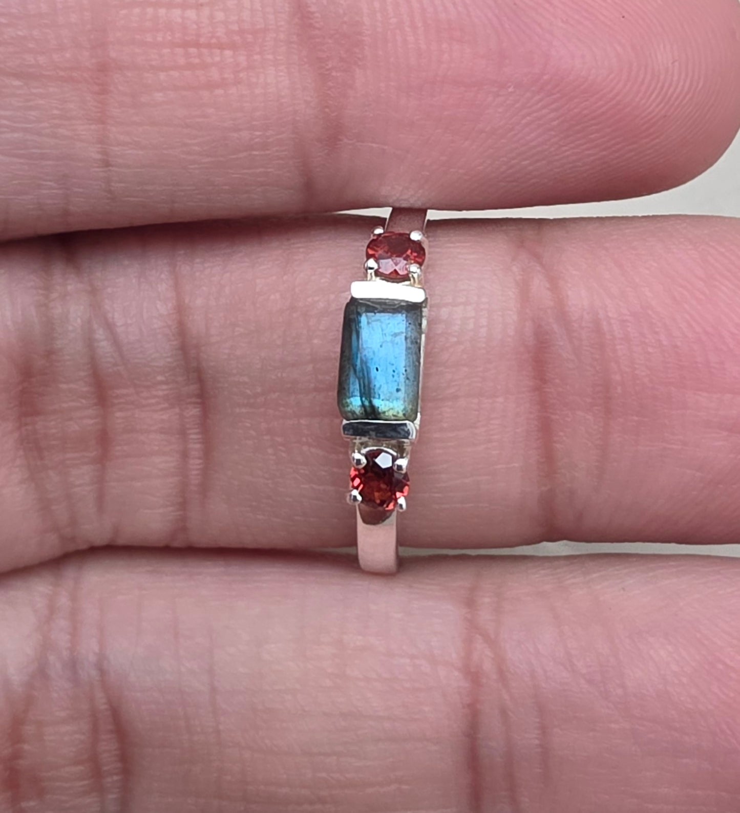 925 SOLID STERLING SILVER NATURAL LABRADORITE GEMSTONE HANDMADE RING, GARNET WEDDING RING ALL SIZES AVAILABLE
