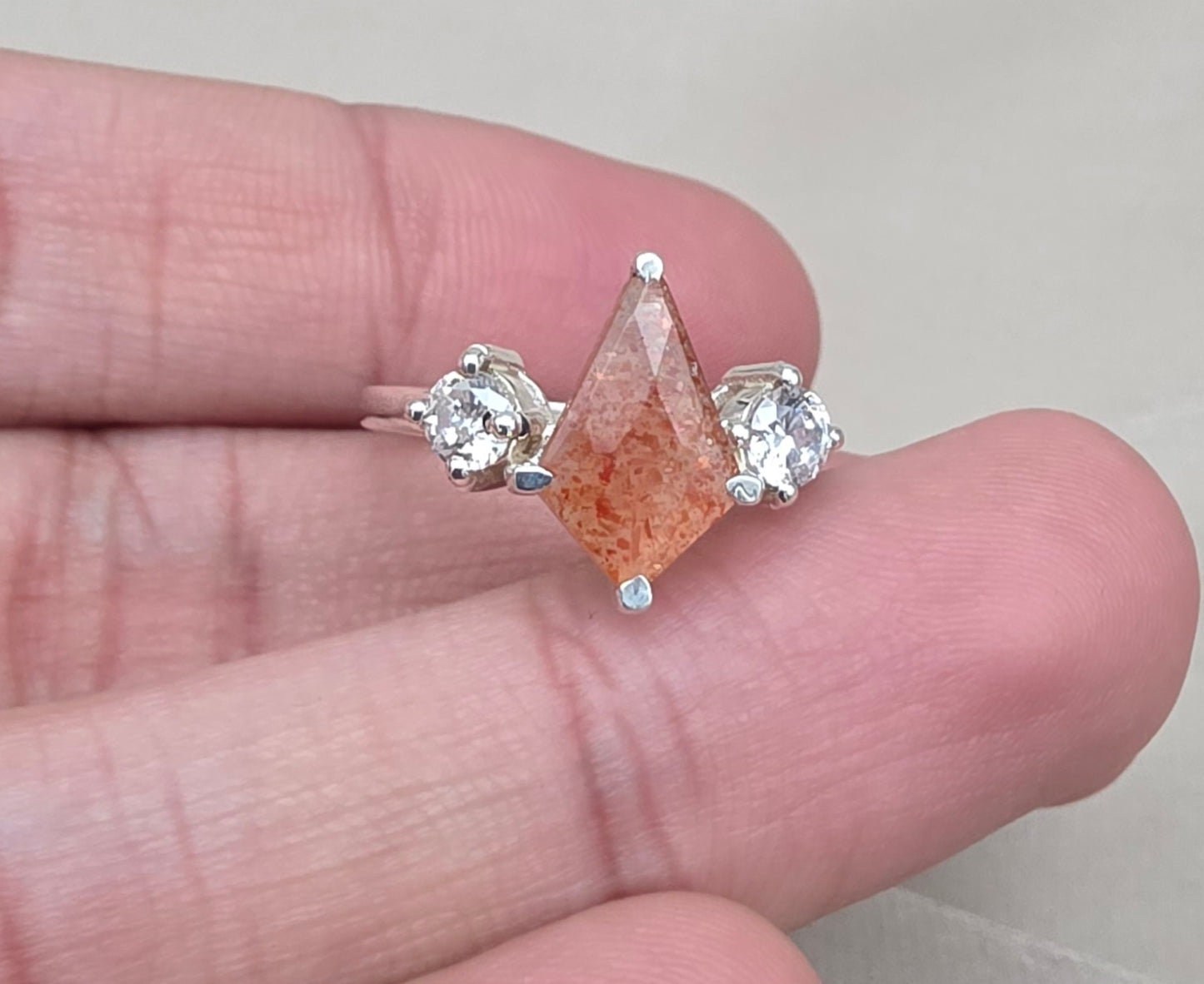 925 SOLID STERLING SILVER NATURAL SUNSTONE GEMSTONE HANDMADE RING, CRYSTAL WEDDING RING ALL SIZES AVAILABLE