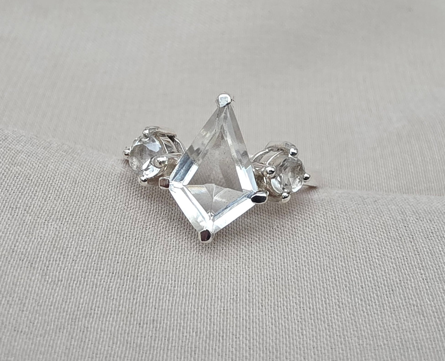 925 SOLID STERLING SILVER NATURAL CRYSTAL GEMSTONE HANDMADE RING, ALL SIZES AVAILABLE