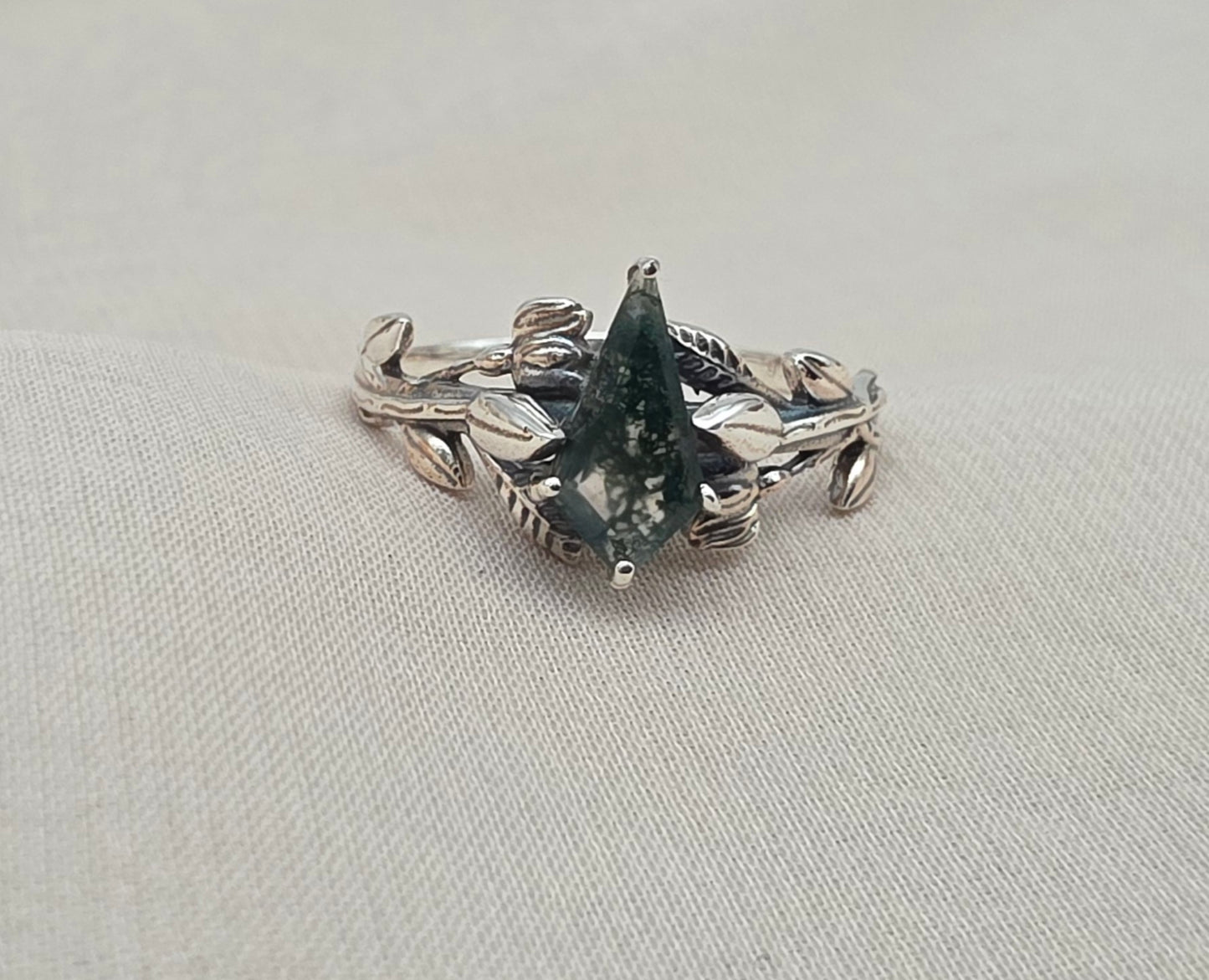 925 SOLID STERLING SILVER NATURAL MOSS AGATE GEMSTONE LEAF SILVER RING, ALL SIZES AVAILABLE
