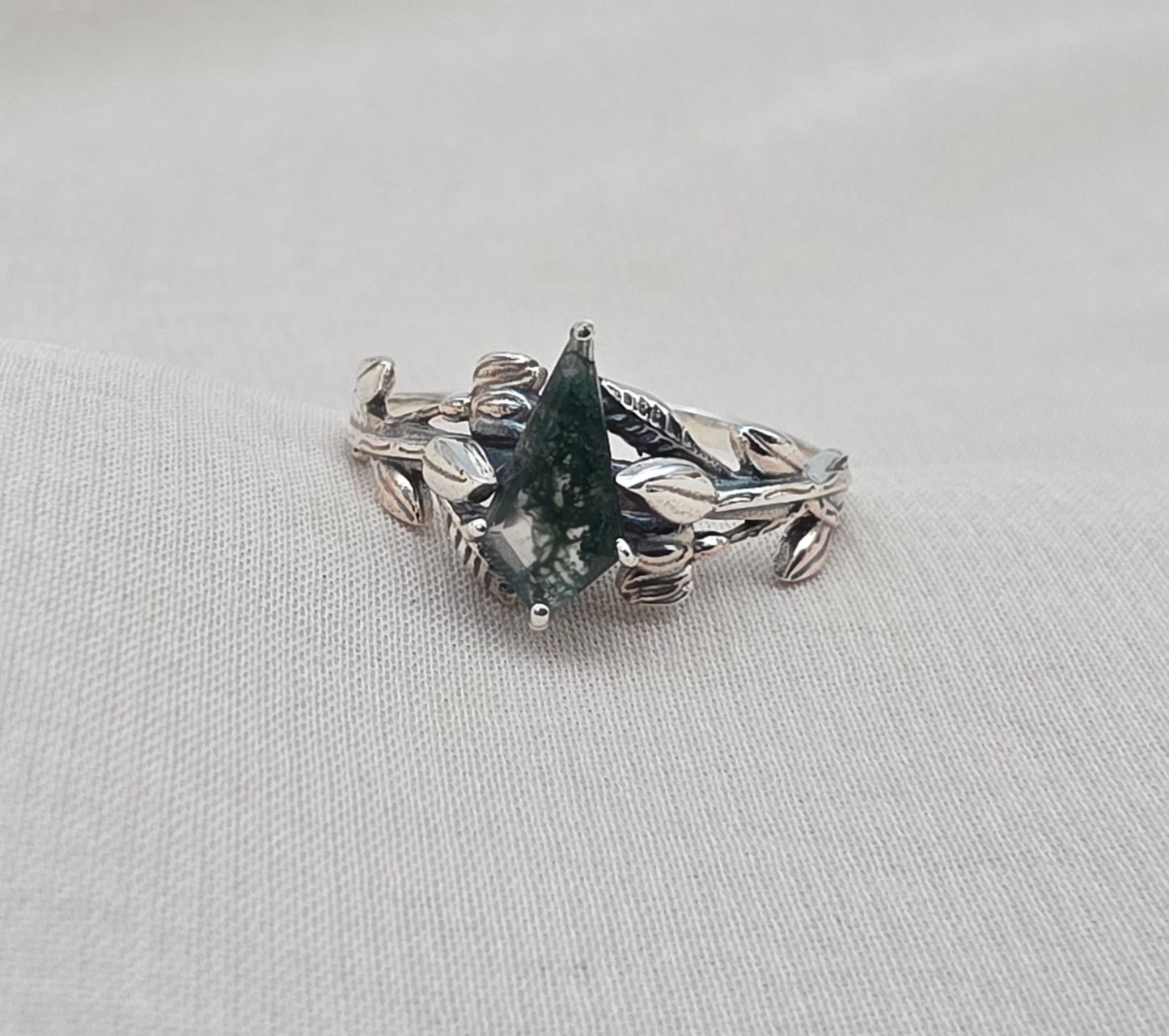 925 SOLID STERLING SILVER NATURAL MOSS AGATE GEMSTONE LEAF SILVER RING, ALL SIZES AVAILABLE