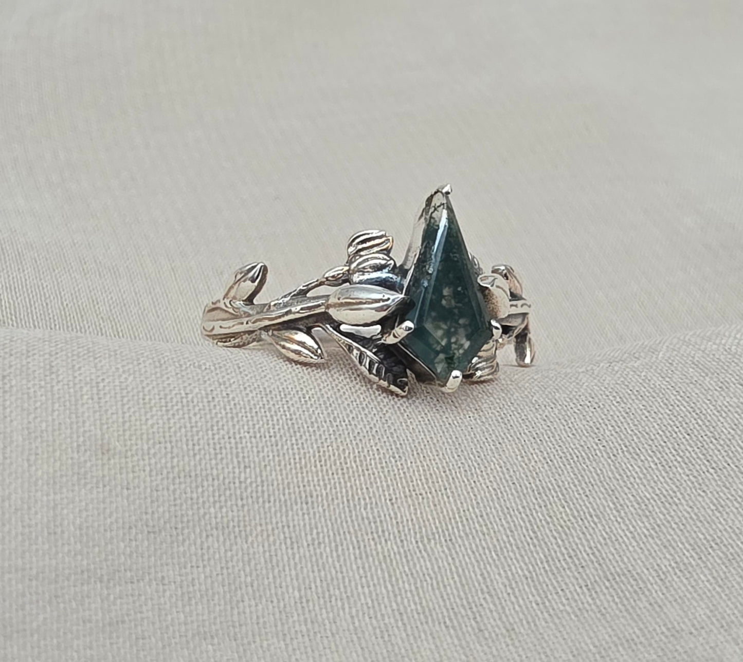 925 SOLID STERLING SILVER NATURAL MOSS AGATE GEMSTONE LEAF SILVER RING, ALL SIZES AVAILABLE