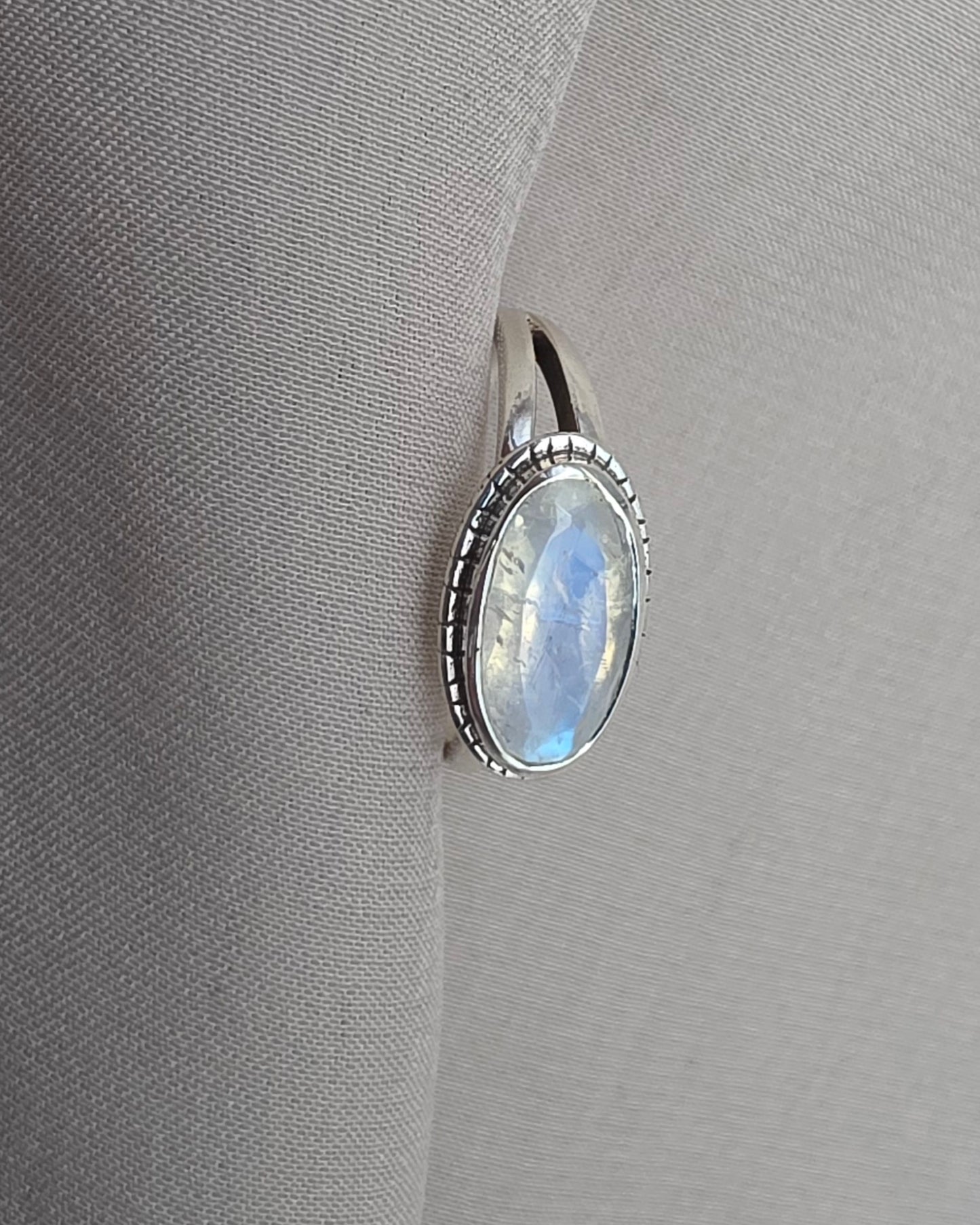 925 SOLID STERLING SILVER NATURAL MOONSTONE GEMSTONE HANDMADE RING, ALL SIZES AVAILABLE (Copy)