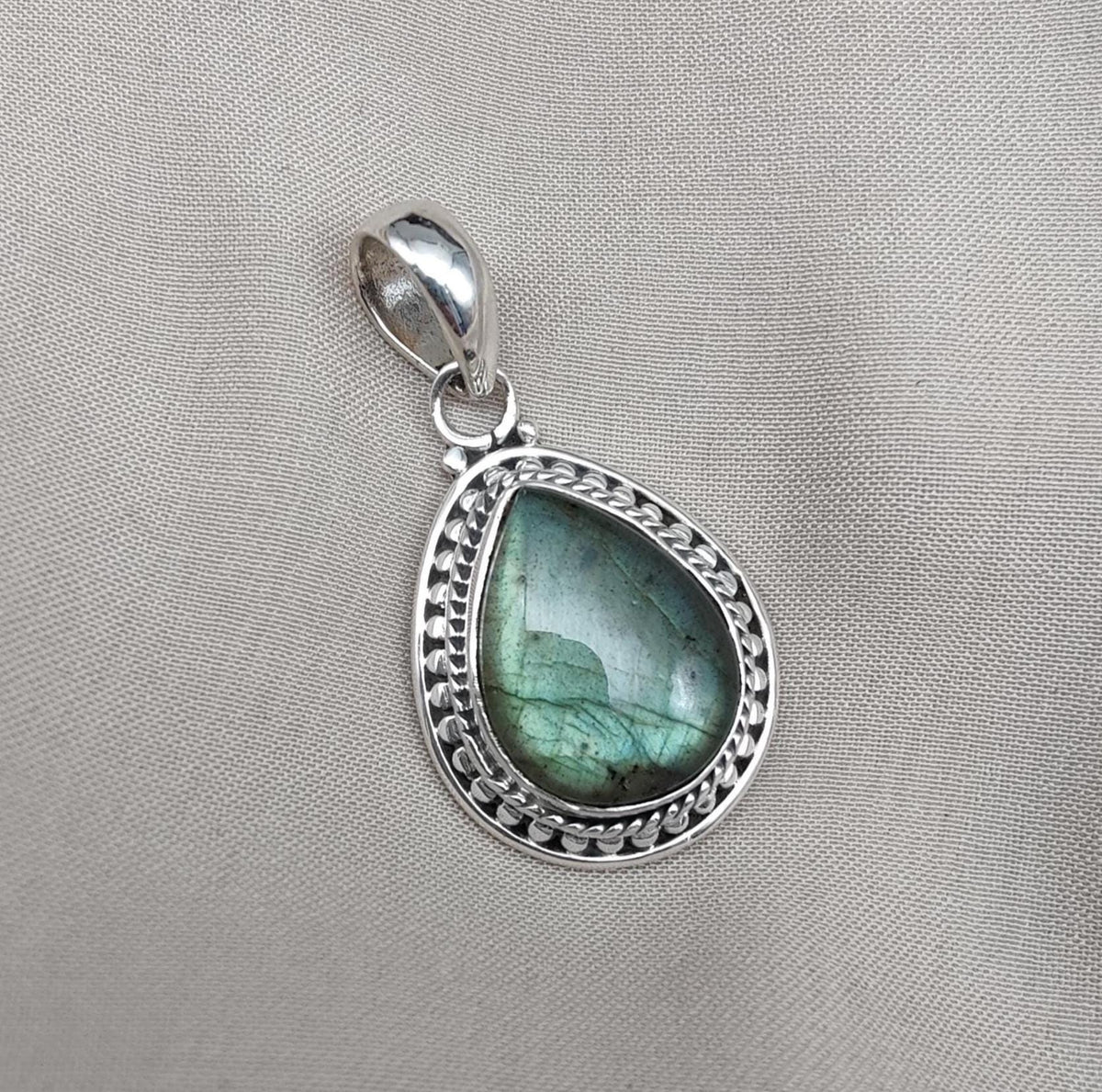 Labradorite Pendant Necklace: 925 Sterling Silver, Rainbow Flash, Boho Jewelry
