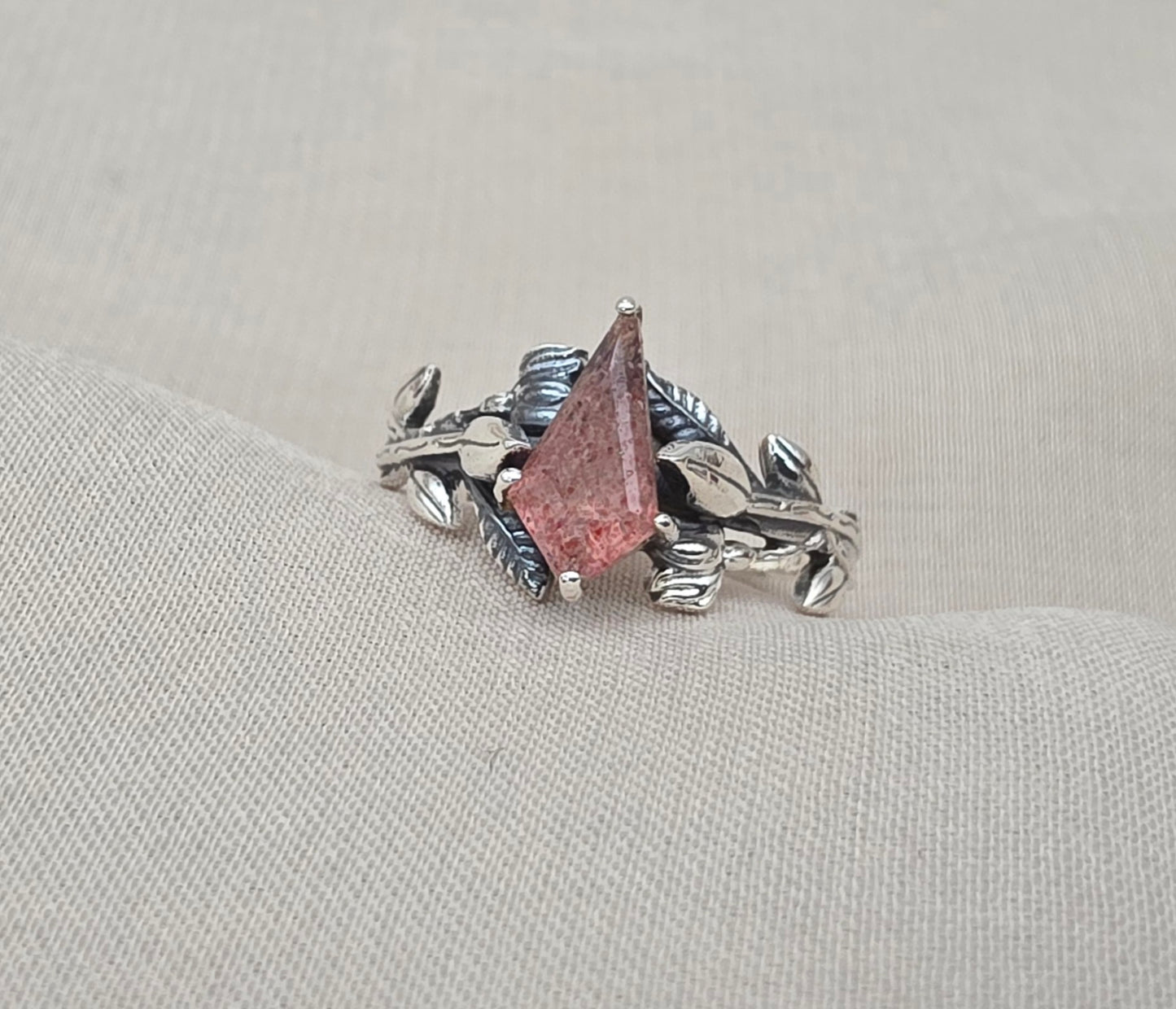 925 Sterling Silver Strawberry Quartz Ring Marquise Gemstone Leaf Ring Pink Quartz Boho Dainty Jewelry Gift for Her