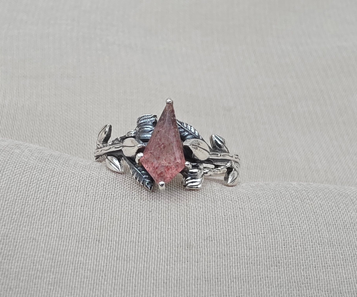 925 Sterling Silver Strawberry Quartz Ring Marquise Gemstone Leaf Ring Pink Quartz Boho Dainty Jewelry Gift for Her