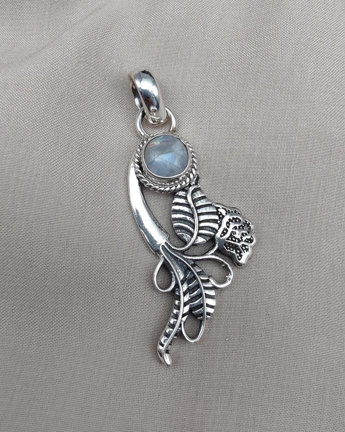 Rainbow Moonstone Silver Pendant: Artisan Floral Leaf Design, Boho Charm