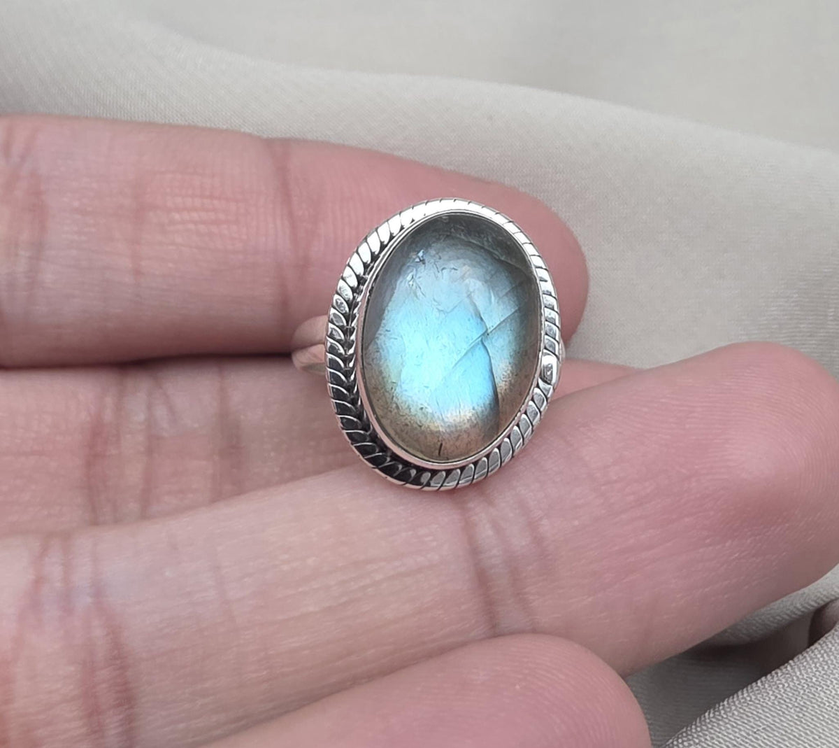 Labradorite Ring 925 Sterling Silver Natural Blue Flash Gemstone Ring Boho Statement Jewelry