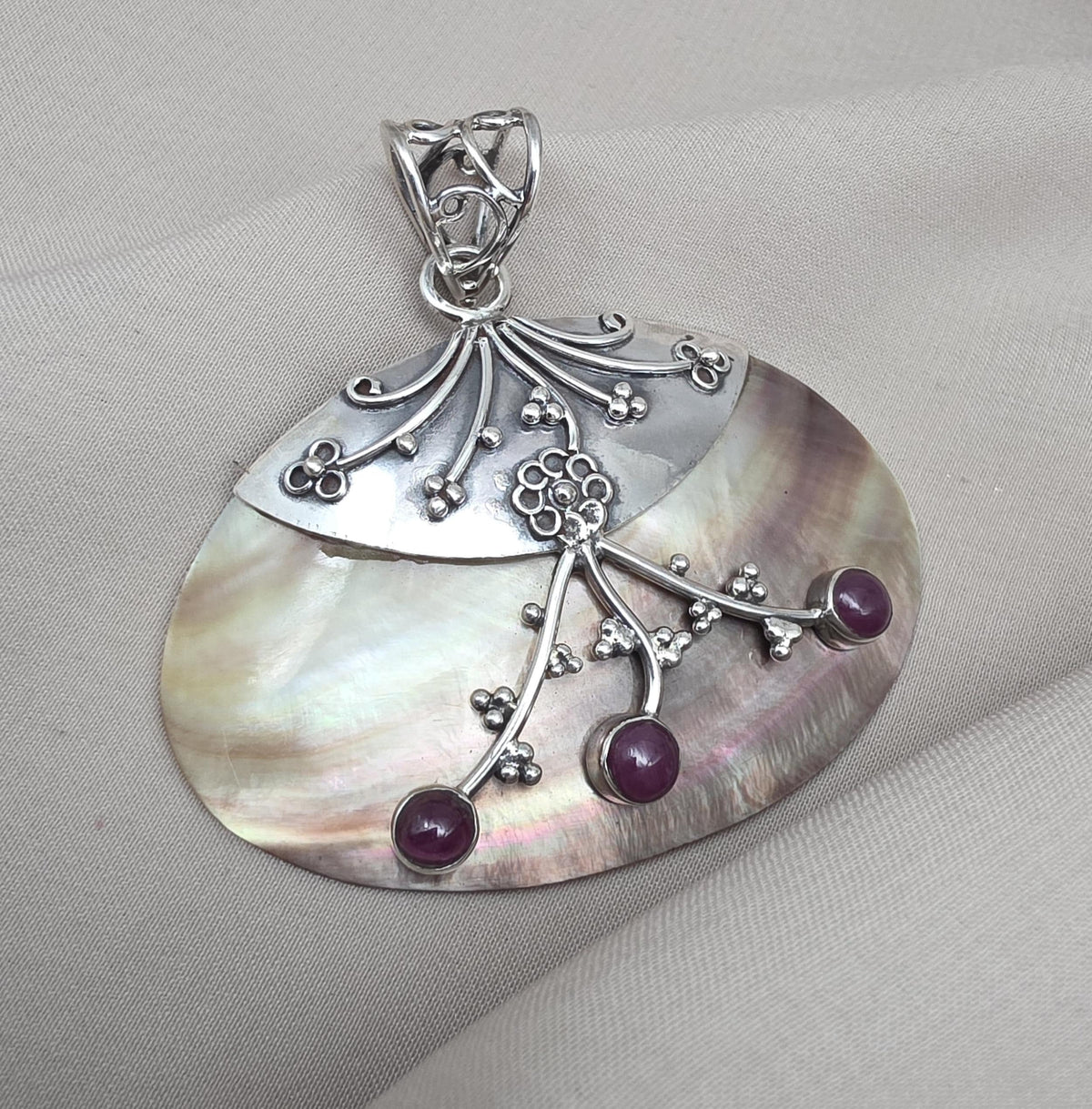 Mother of Pearl Silver Pendant Natural Ruby Cabochon Handmade 925 Sterling Silver Gemstone Jewelry
