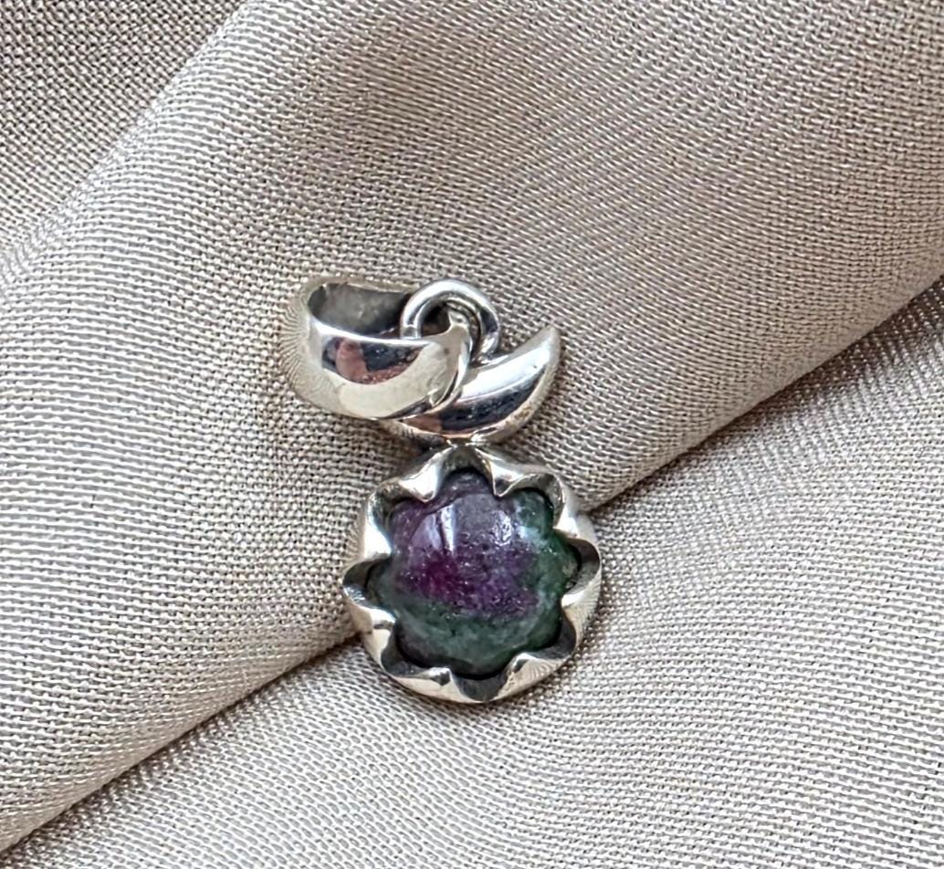 925 Sterling Silver Ruby Zoisite Pendant Natural Round Cabochon Gemstone Floral Necklace Charm