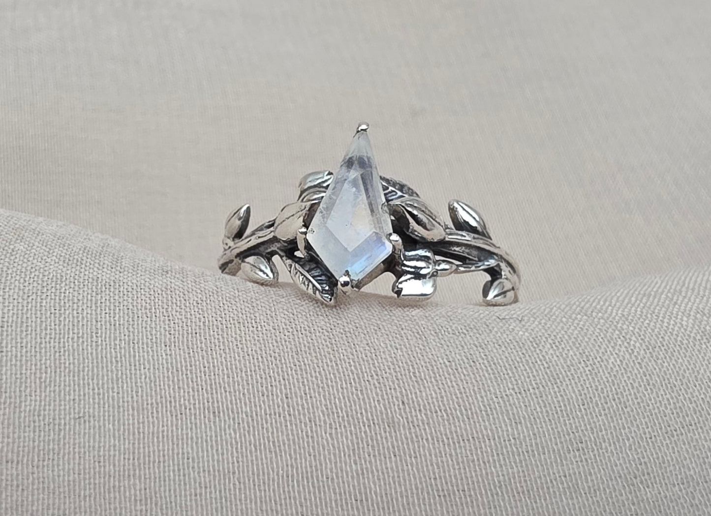 925 Sterling Silver Moonstone Ring Marquise Gemstone Leaf Ring Boho Dainty Jewelry Gift for Her