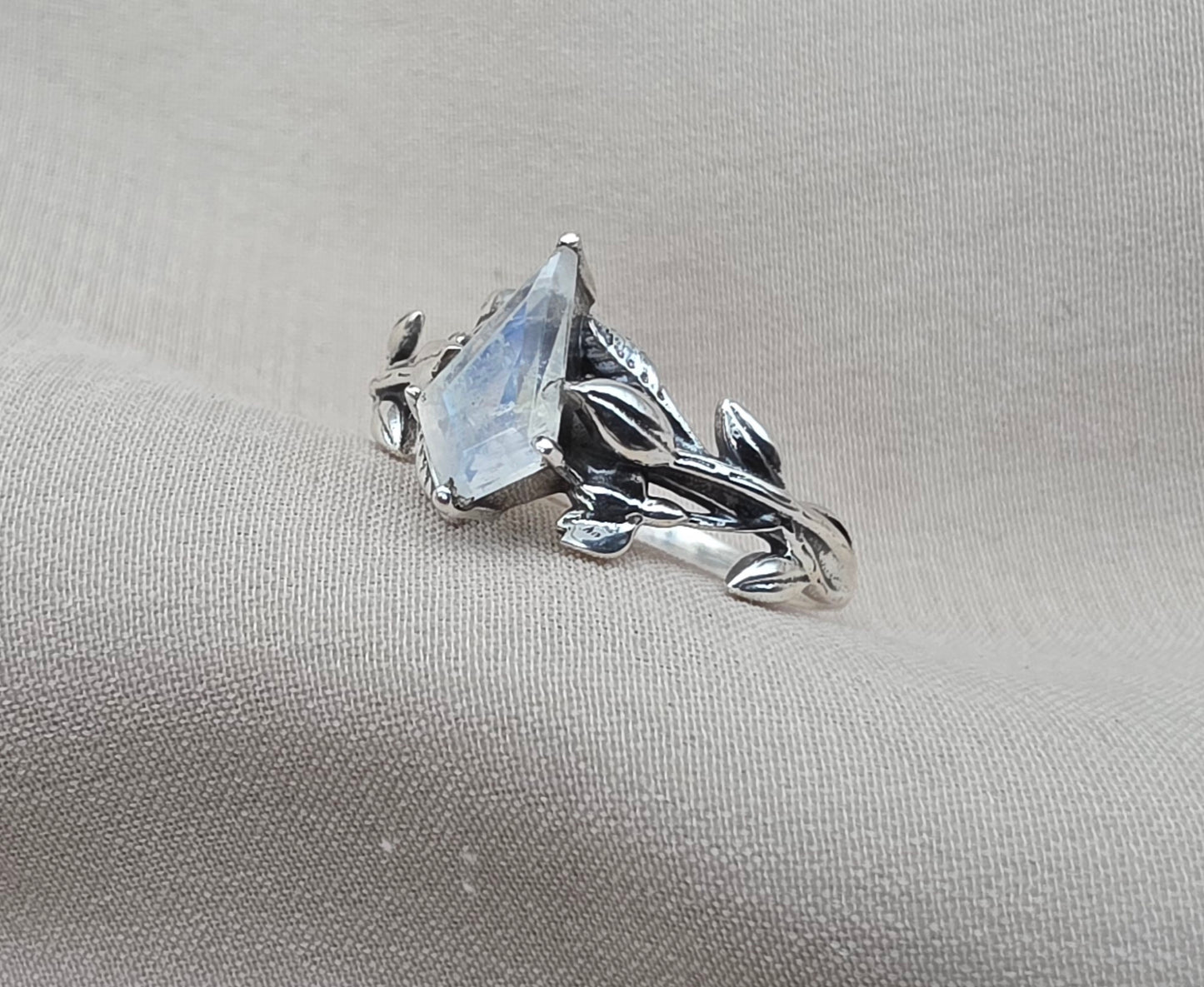 925 Sterling Silver Moonstone Ring Marquise Gemstone Leaf Ring Boho Dainty Jewelry Gift for Her