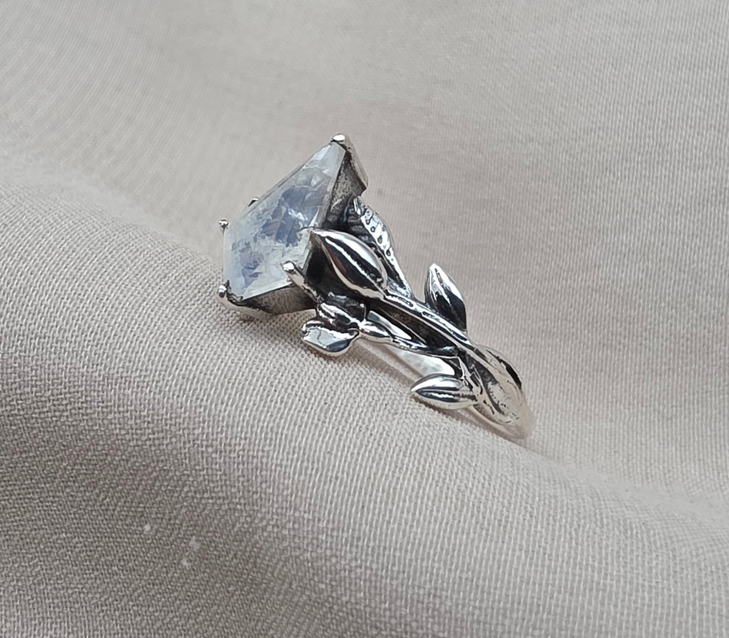 925 Sterling Silver Moonstone Ring Marquise Gemstone Leaf Ring Boho Dainty Jewelry Gift for Her