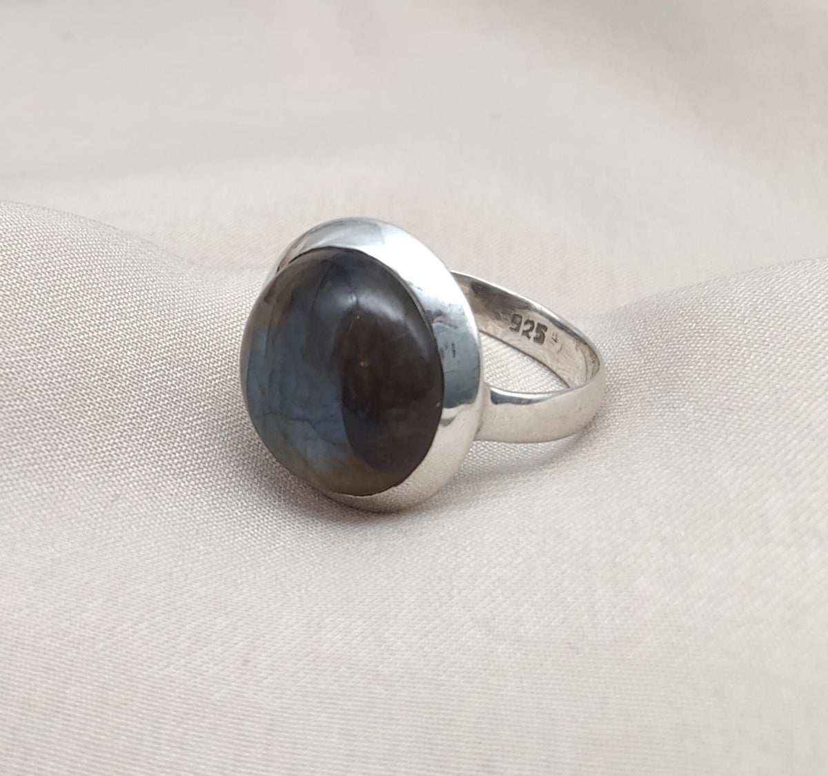 Blue Flash Labradorite Ring: 925 Sterling Silver Boho Jewelry