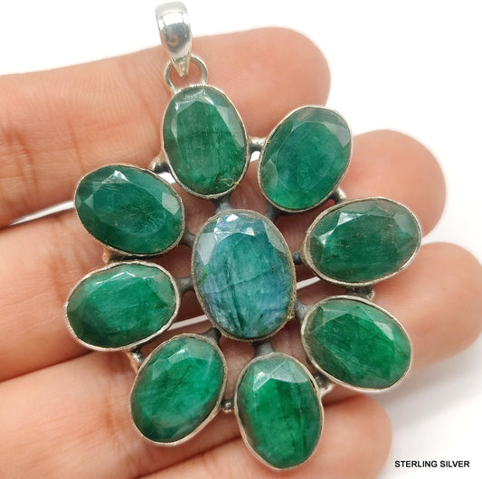 925 SOLID STERLING SILVER NATURAL EMERALD FLOWER HANDMADE PENDANT