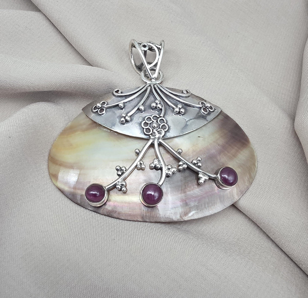 Mother of Pearl Silver Pendant Natural Ruby Cabochon Handmade 925 Sterling Silver Gemstone Jewelry