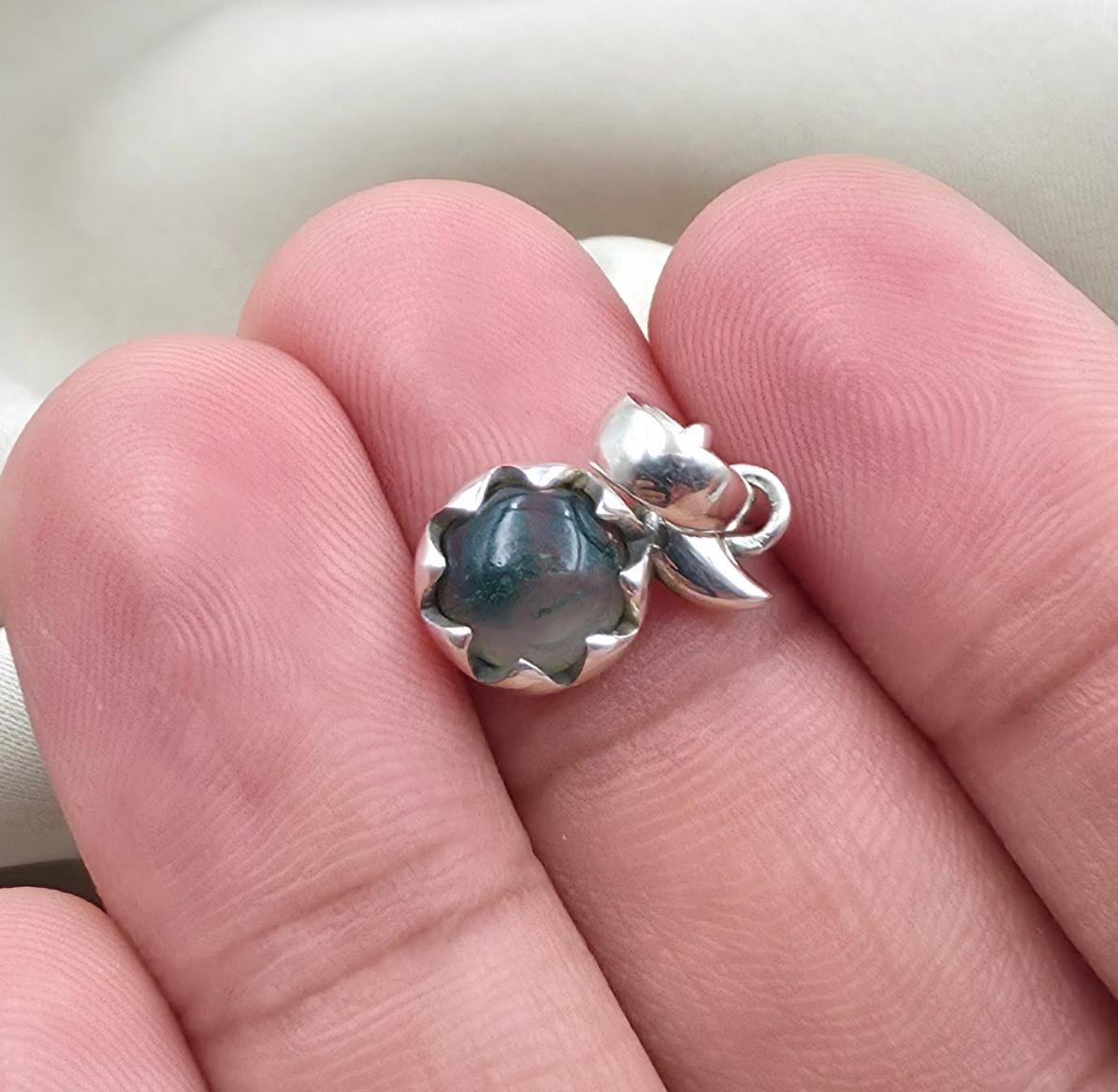 925 Sterling Silver Green Moss Agate Pendant Natural Round Cabochon Floral Gemstone Necklace Charm