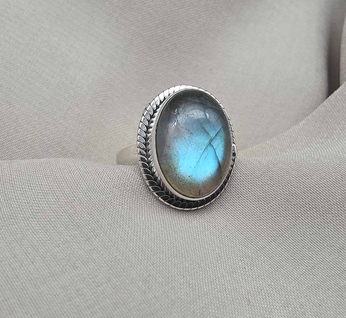 Labradorite Ring 925 Sterling Silver Natural Blue Flash Gemstone Ring Boho Statement Jewelry