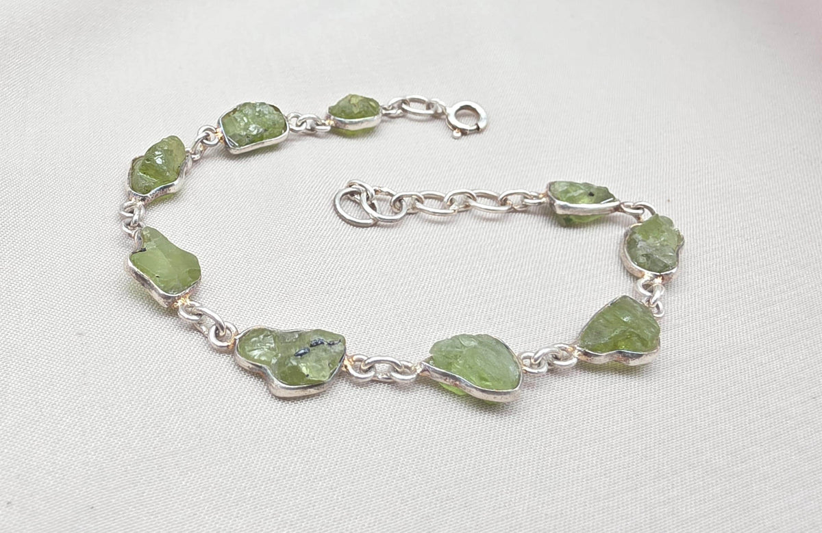 925 Sterling Silver Raw Peridot Bracelet Natural Green Gemstone Link Bracelet Handmade Boho Jewelry