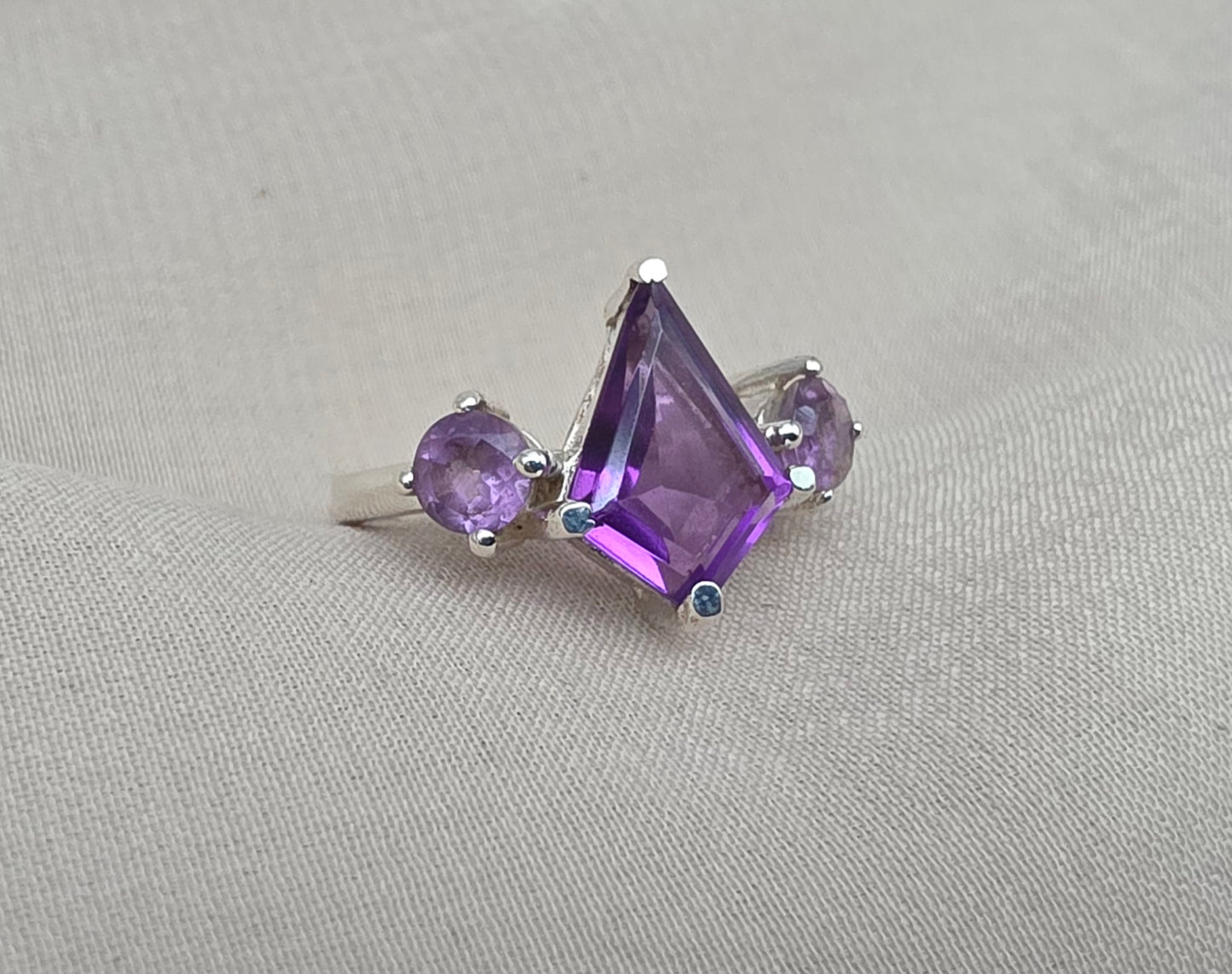 925 SOLID STERLING SILVER NATURAL AMETHYST GEMSTONE HANDMADE RING, ALL SIZES AVAILABLE