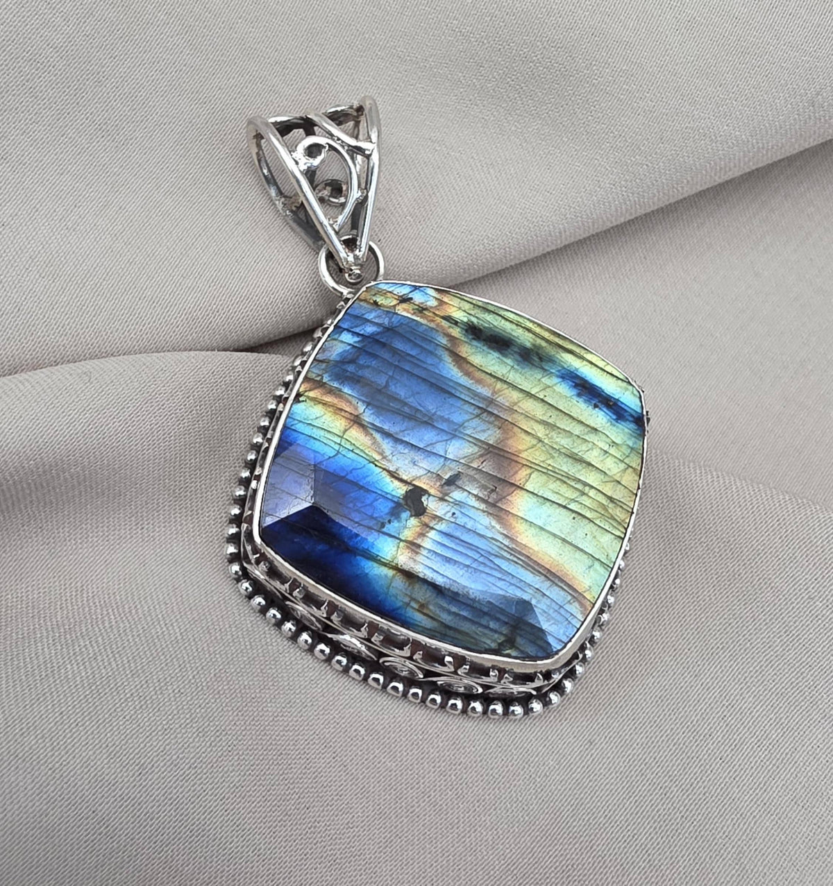 925 Sterling Silver Natural Multi Labradorite Pendant Cushion Shape Flashy Labradorite Handmade Gemstone Jewelry