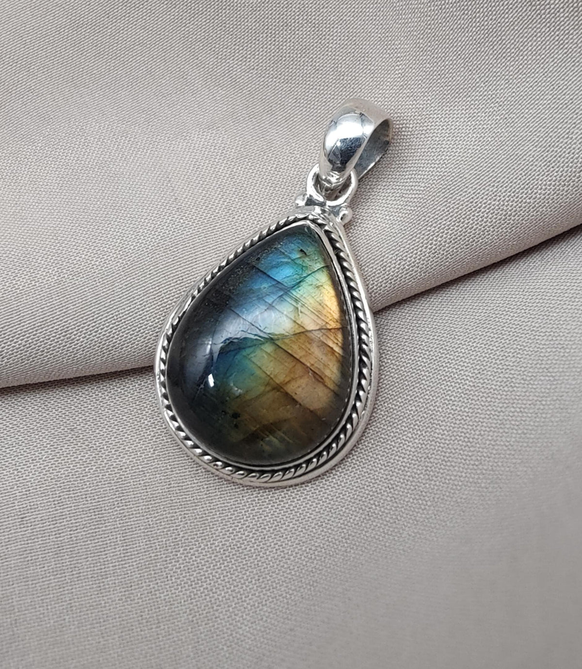 Handmade Labradorite Teardrop Pendant: 925 Sterling Silver Gemstone Necklace