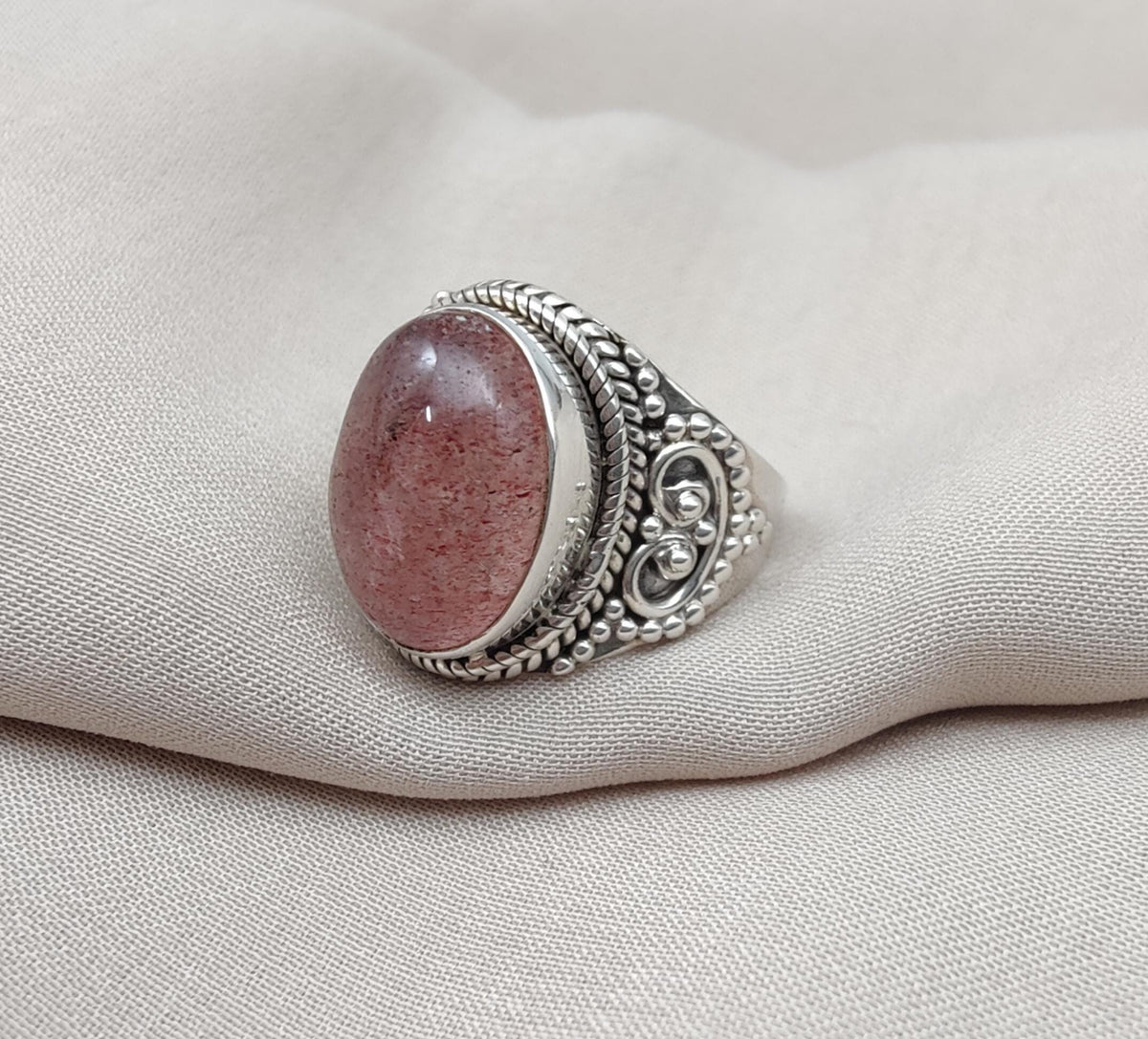 Strawberry Quartz 925 Sterling Silver Ring: Handmade Boho Gemstone Jewelry