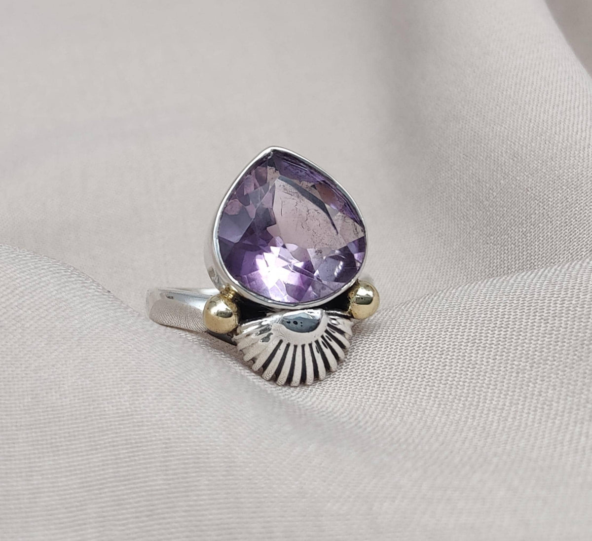 Amethyst Teardrop Ring: 925 Sterling Silver, Gold Shell Motif