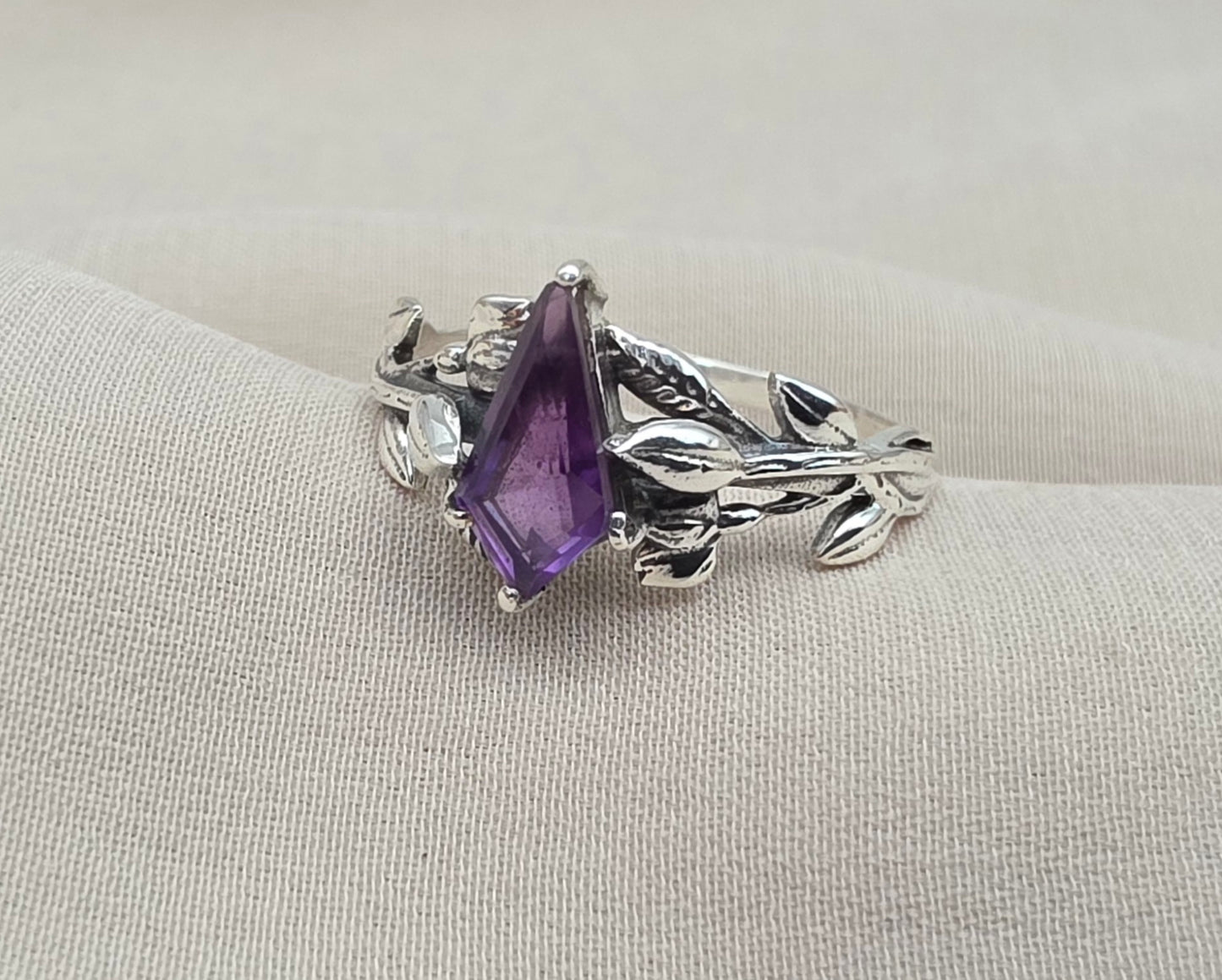 925 SOLID STERLING SILVER NATURAL AMETHYST GEMSTONE HANDMADE RING, BRIDAL RING ALL SIZES AVAILABLE