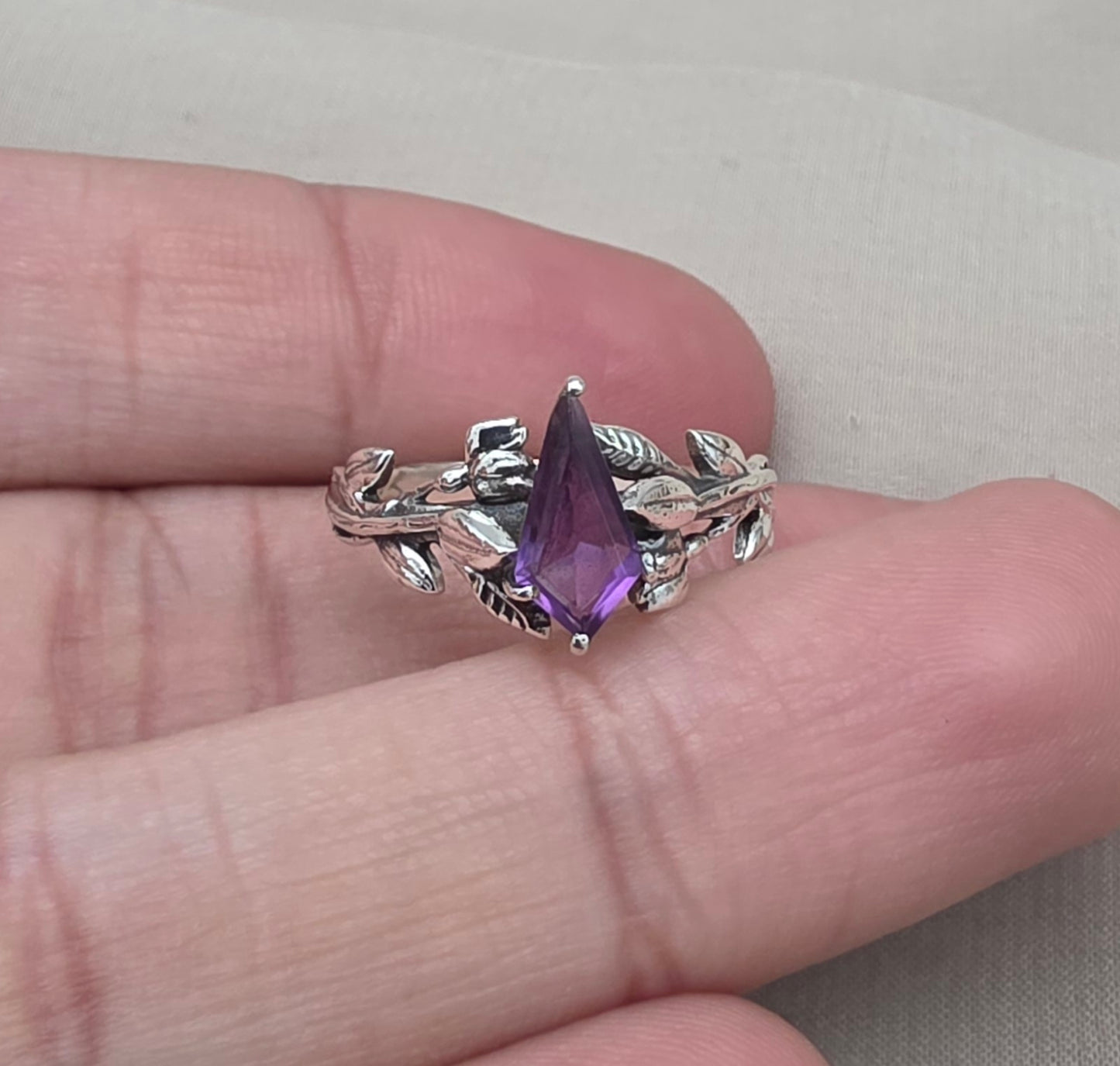 925 SOLID STERLING SILVER NATURAL AMETHYST GEMSTONE HANDMADE RING, BRIDAL RING ALL SIZES AVAILABLE