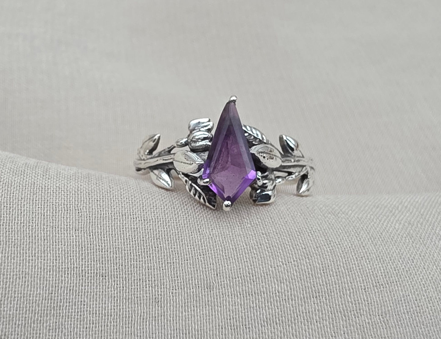 925 SOLID STERLING SILVER NATURAL AMETHYST GEMSTONE HANDMADE RING, BRIDAL RING ALL SIZES AVAILABLE