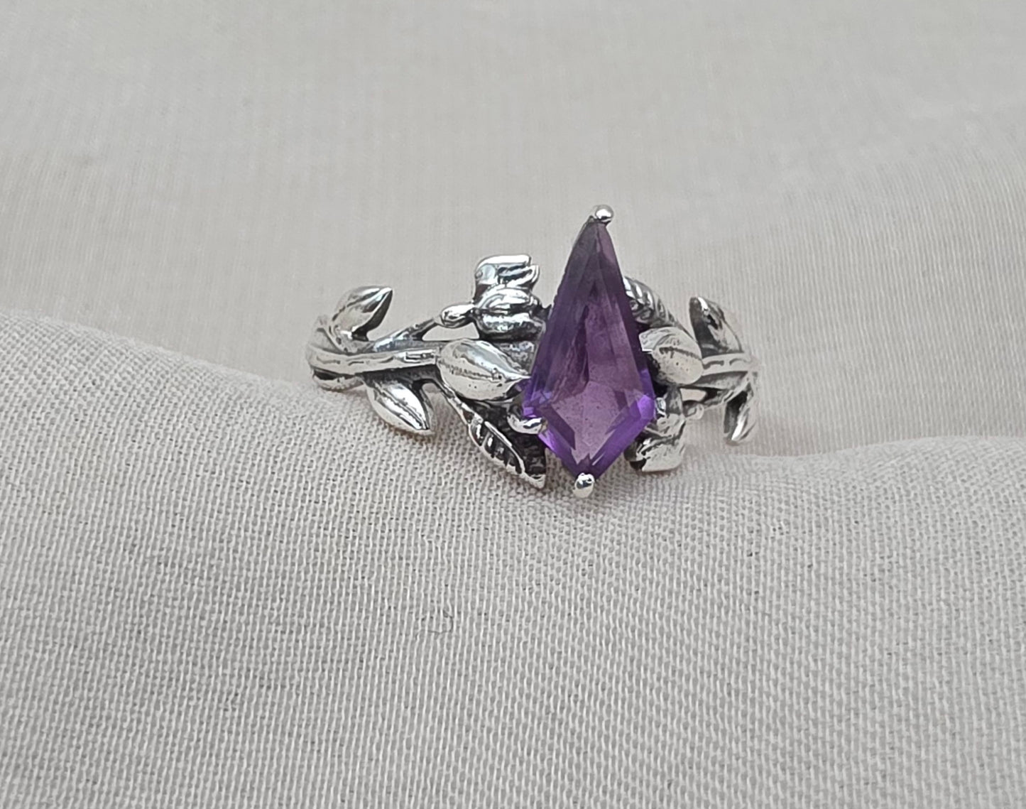 925 SOLID STERLING SILVER NATURAL AMETHYST GEMSTONE HANDMADE RING, BRIDAL RING ALL SIZES AVAILABLE