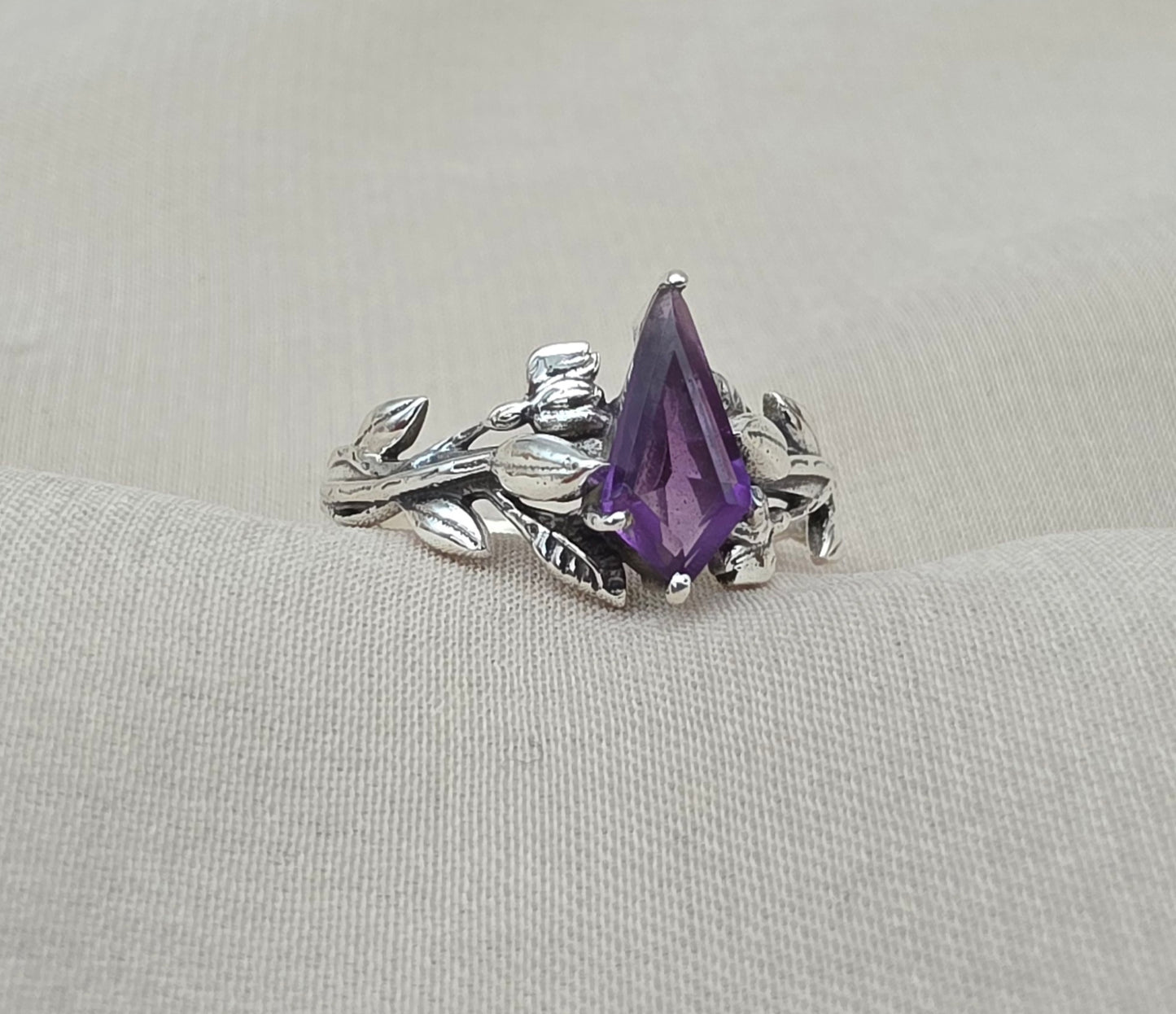 925 SOLID STERLING SILVER NATURAL AMETHYST GEMSTONE HANDMADE RING, BRIDAL RING ALL SIZES AVAILABLE