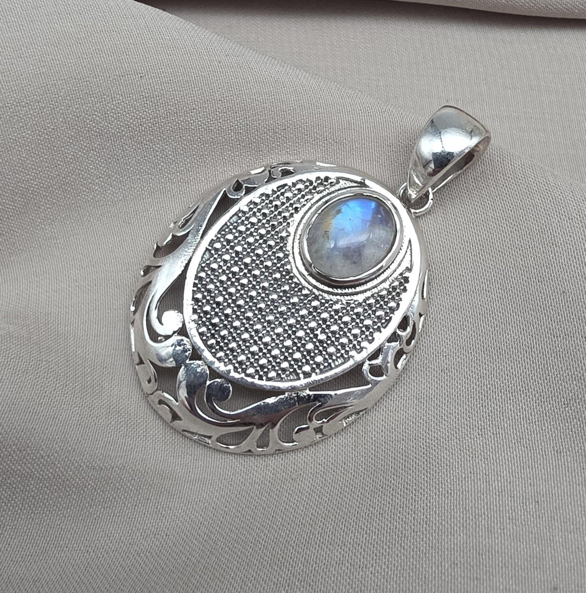 Rainbow Moonstone Pendant 925 Sterling Silver Moon Design Necklace June Birthstone Crystal Jewelry Gift