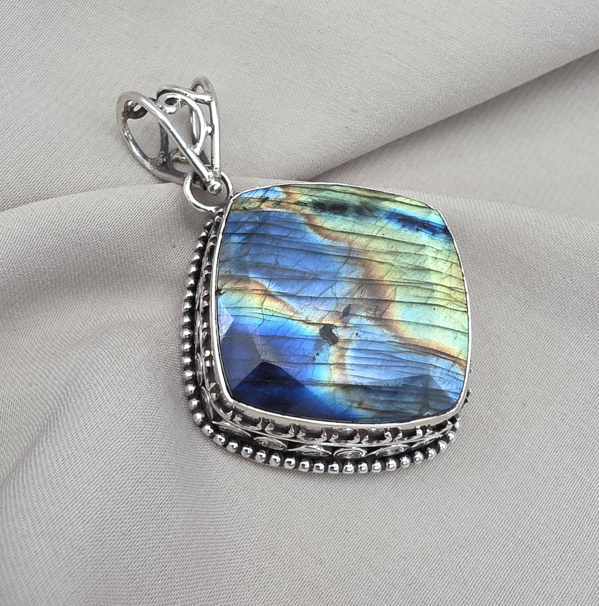 925 Sterling Silver Natural Multi Labradorite Pendant Cushion Shape Flashy Labradorite Handmade Gemstone Jewelry