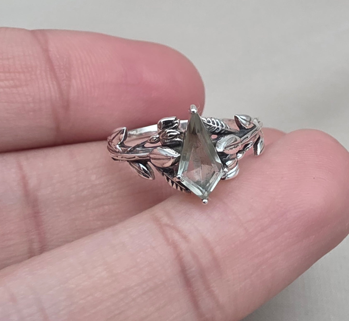 925 SOLID STERLING SILVER NATURAL GREEN AMETHYST GEMSTONE HANDMADE RING, BRIDAL RING ALL SIZES AVAILABLE
