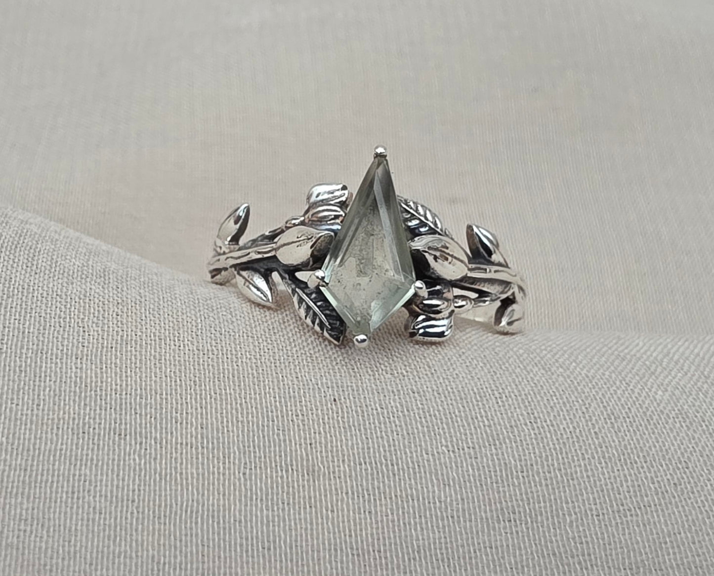 925 SOLID STERLING SILVER NATURAL GREEN AMETHYST GEMSTONE HANDMADE RING, BRIDAL RING ALL SIZES AVAILABLE