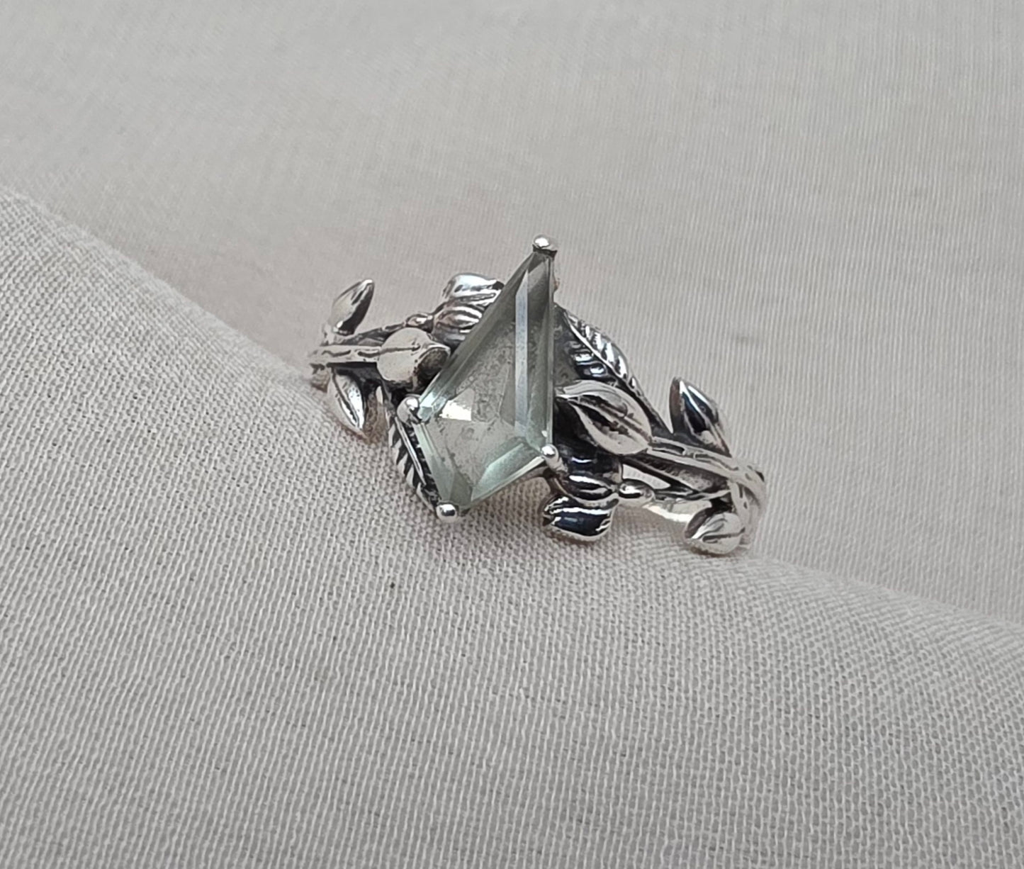 925 SOLID STERLING SILVER NATURAL GREEN AMETHYST GEMSTONE HANDMADE RING, BRIDAL RING ALL SIZES AVAILABLE